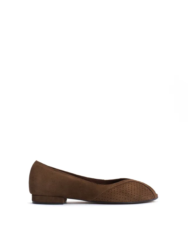 Tiffy Calf suede Coconut sold by Anonymous Copenhagen