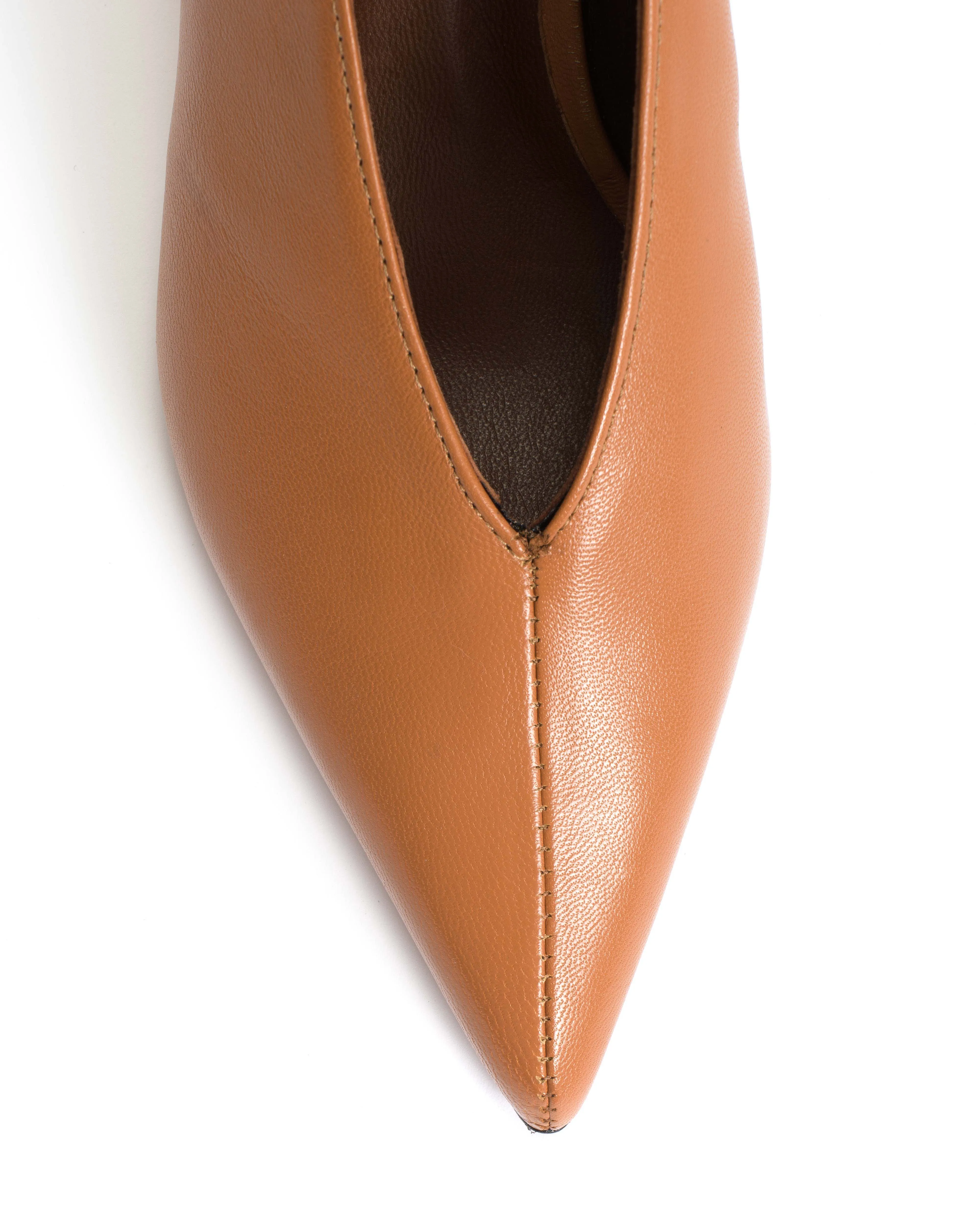 Phia 55 pin Shiny lamb Caramel sold by Anonymous Copenhagen product image thumbnail 5