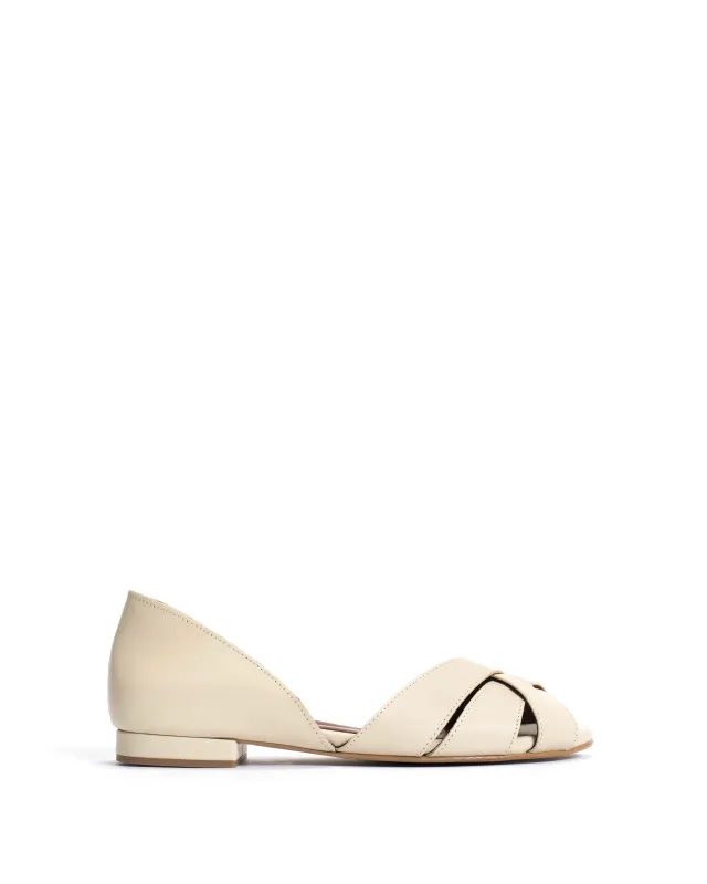 Sanni 20 Soft calf White sand sold by Anonymous Copenhagen