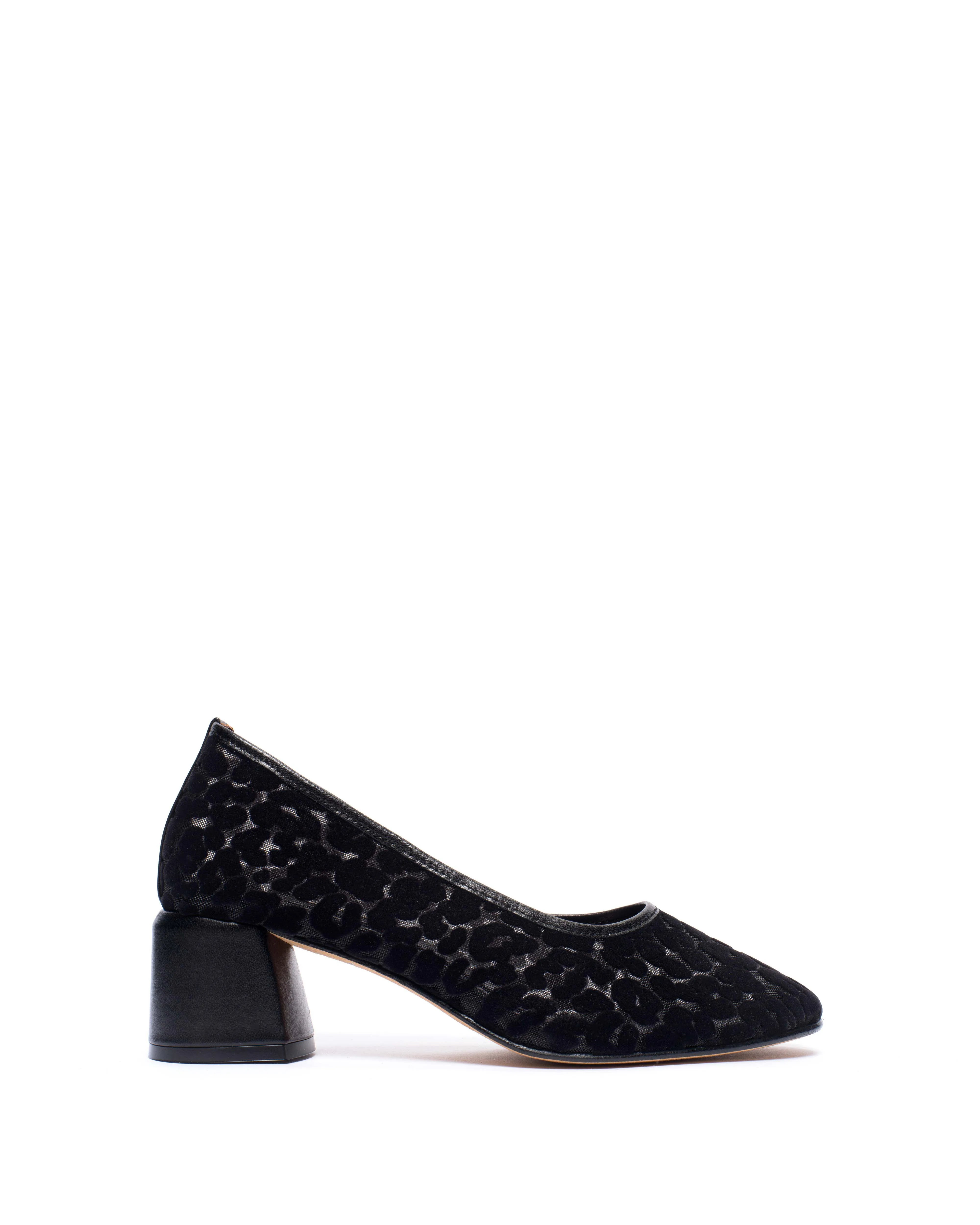 Sacha 40 mosquito Shiny lamb & mosquito velvet leopard Black sold by Anonymous Copenhagen