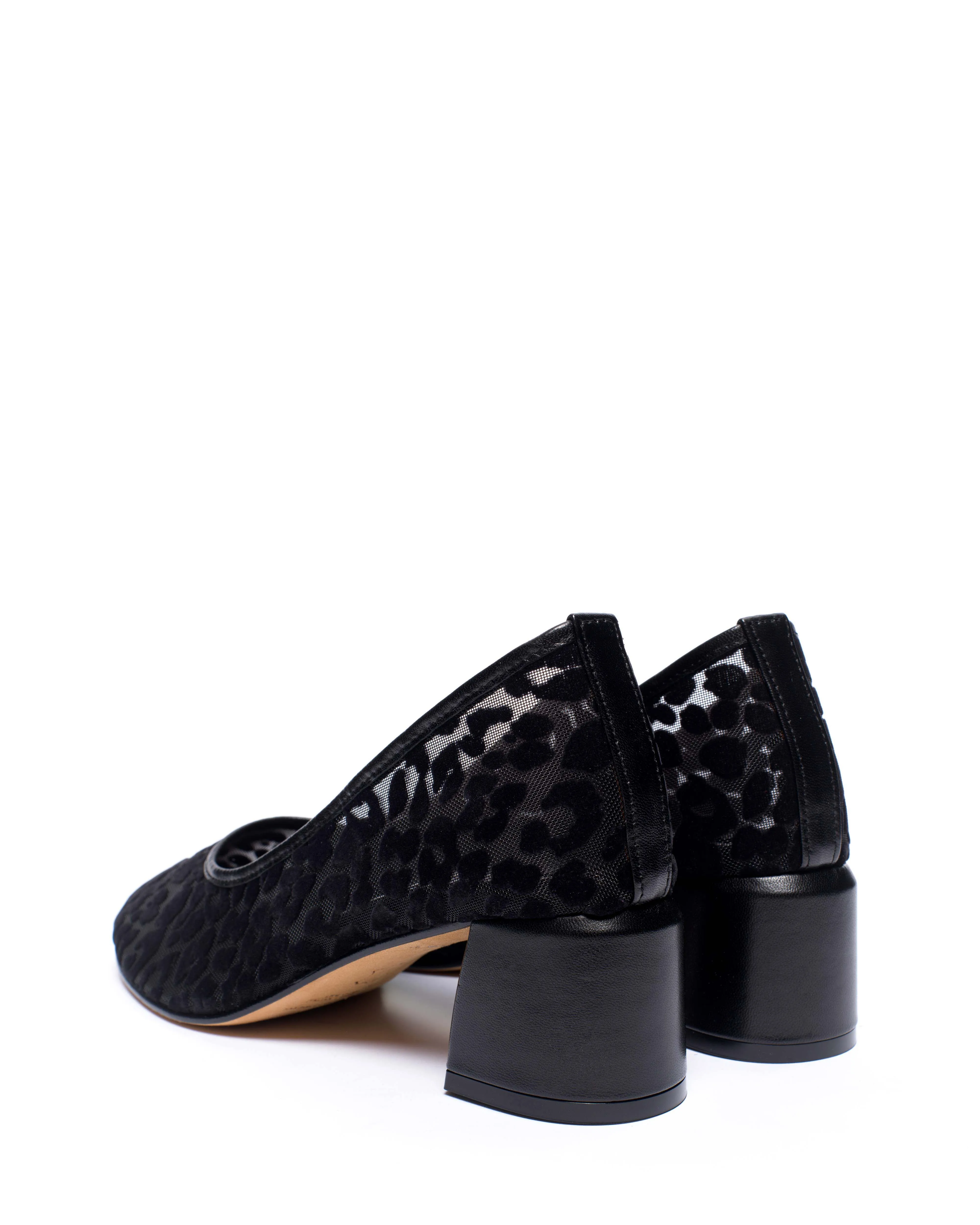 Sacha 40 mosquito Shiny lamb & mosquito velvet leopard Black sold by Anonymous Copenhagen product image thumbnail 4