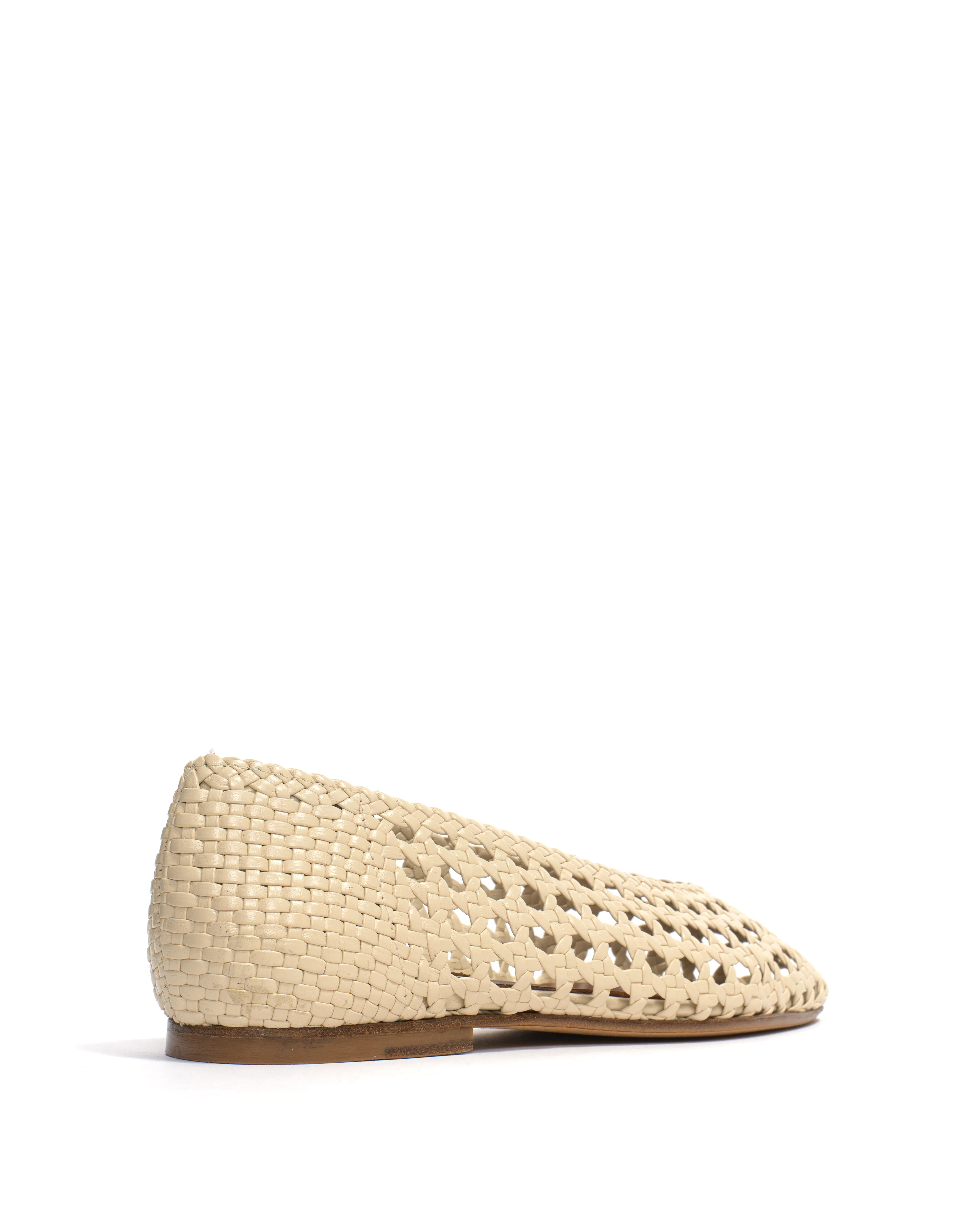 Sessi 10 hand-braided Hand-braided leather White sand sold by Anonymous Copenhagen product image thumbnail 3