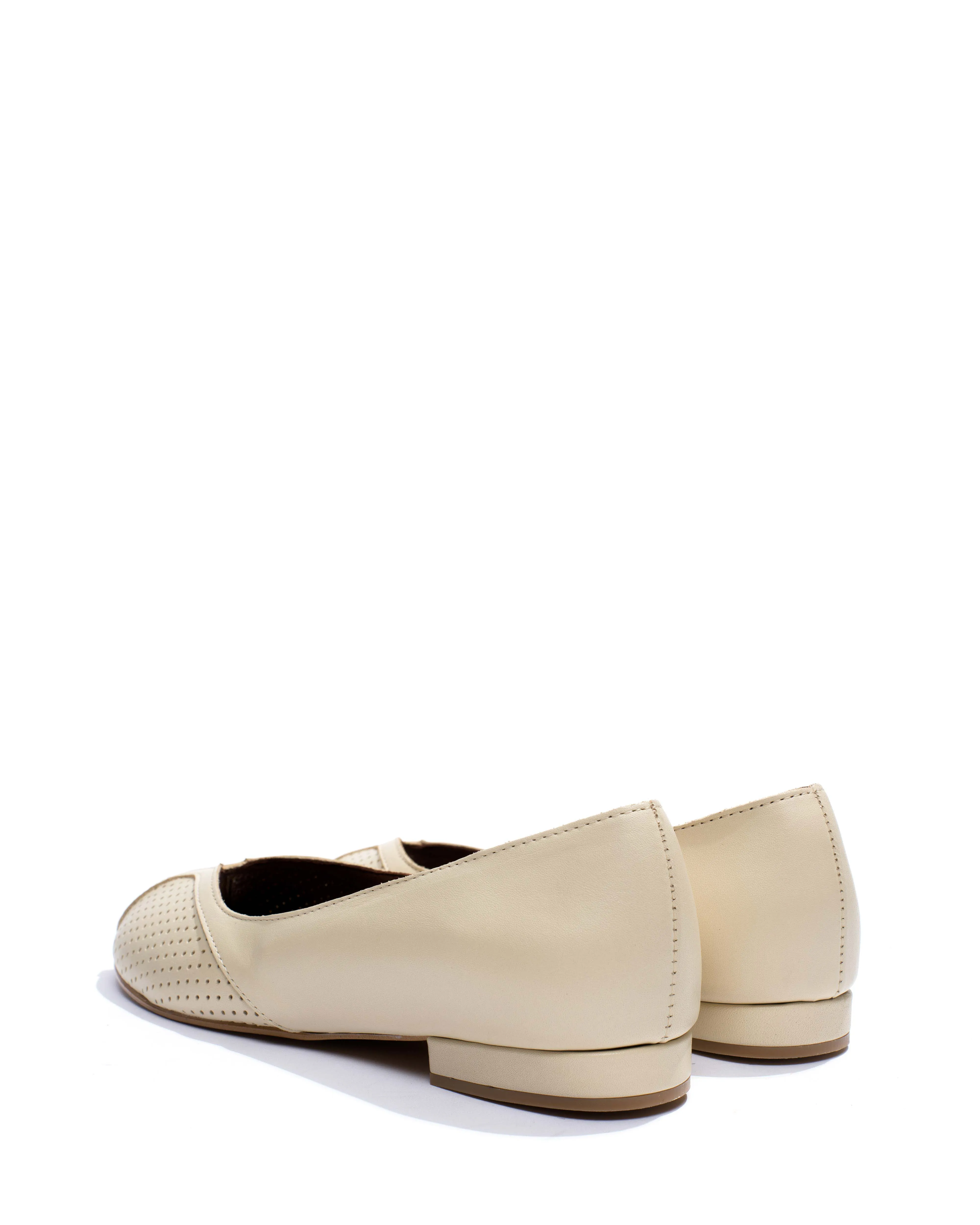 Tiffy Soft calf White sand sold by Anonymous Copenhagen product image thumbnail 4