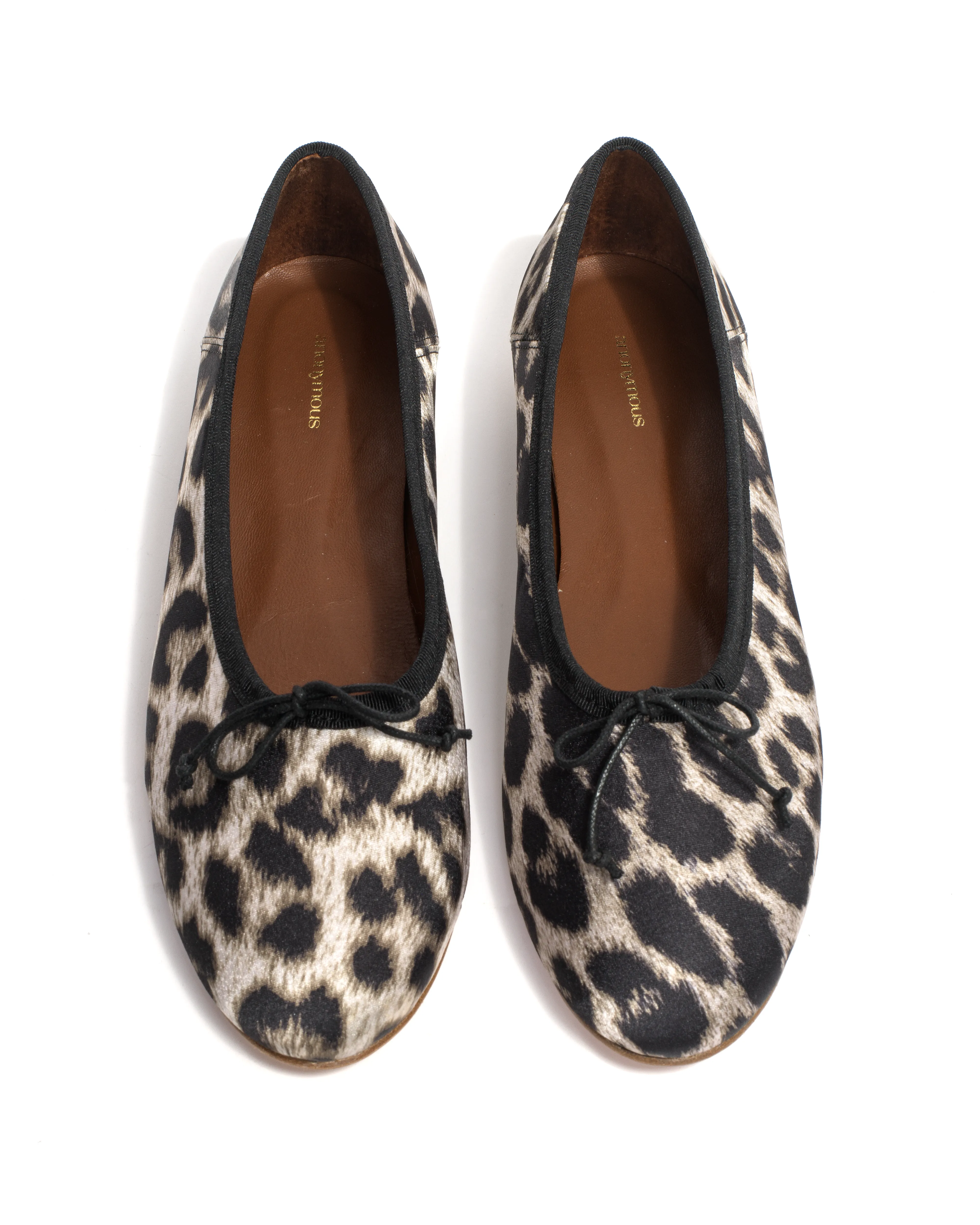 Sacha Satin print Snow leopard sold by Anonymous Copenhagen product image thumbnail 4