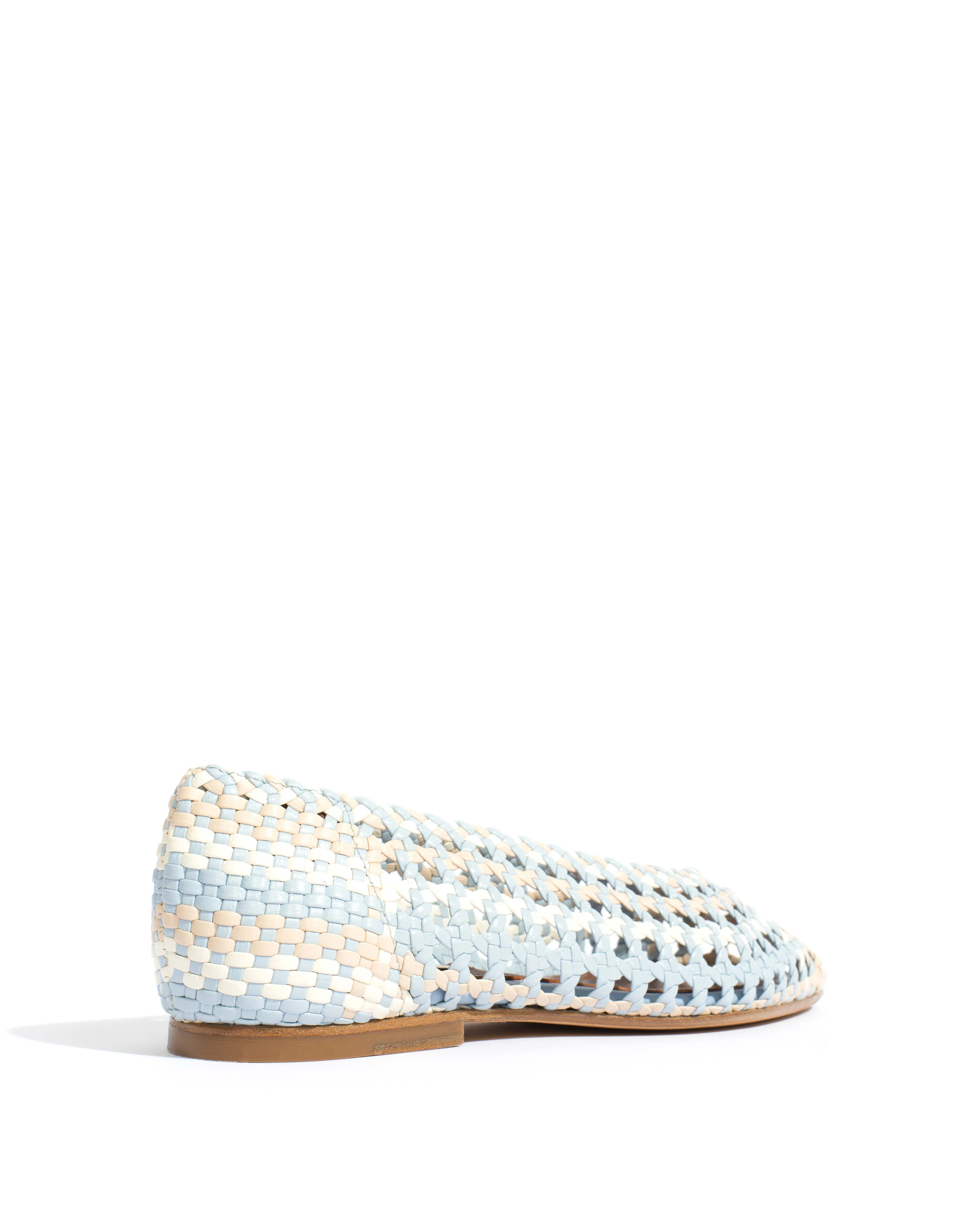 Sessi 10 Hand-braided leather Lichen blue mix sold by Anonymous Copenhagen product image thumbnail 3