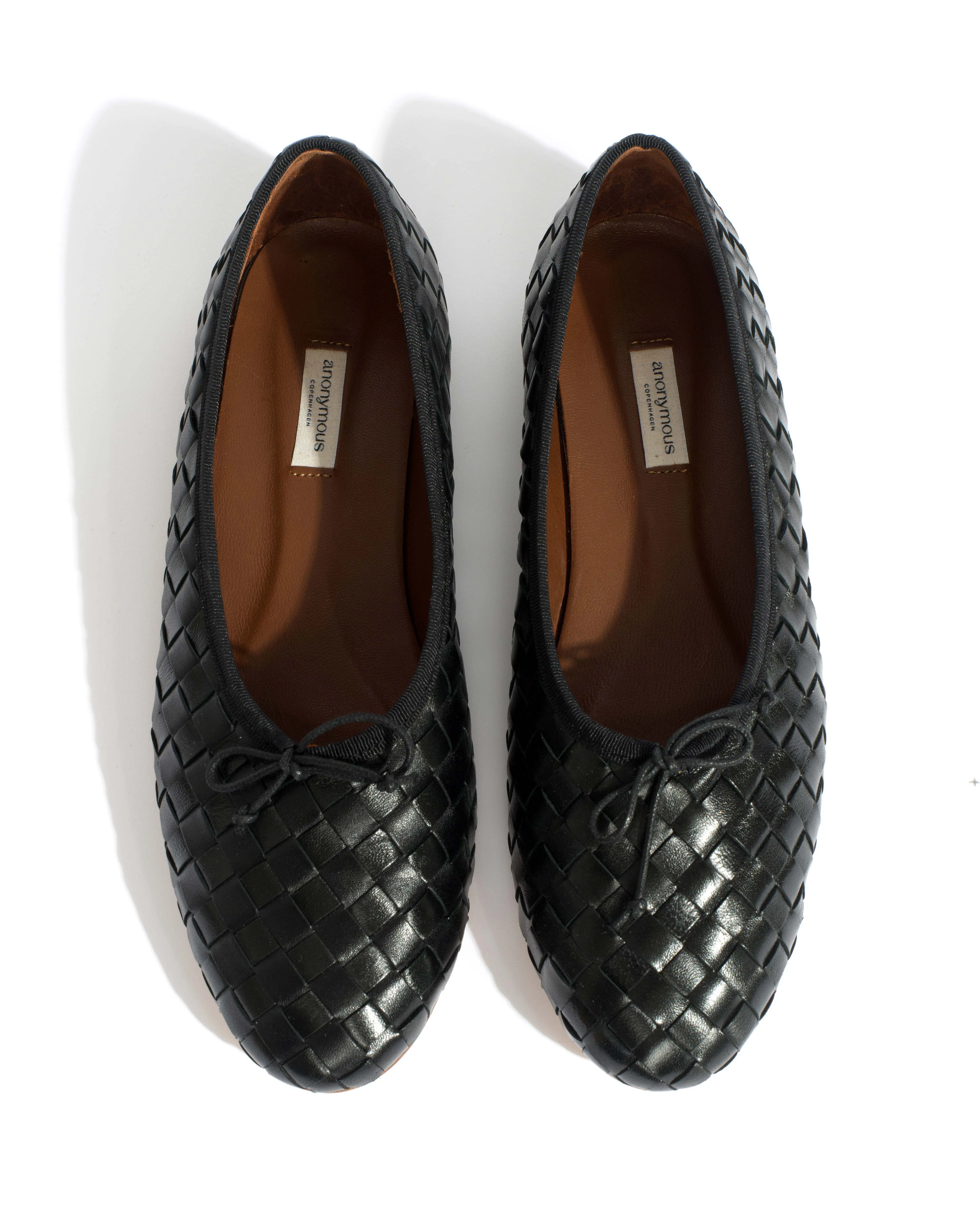 Sacha interlace Shiny lamb Black sold by Anonymous Copenhagen product image thumbnail 4