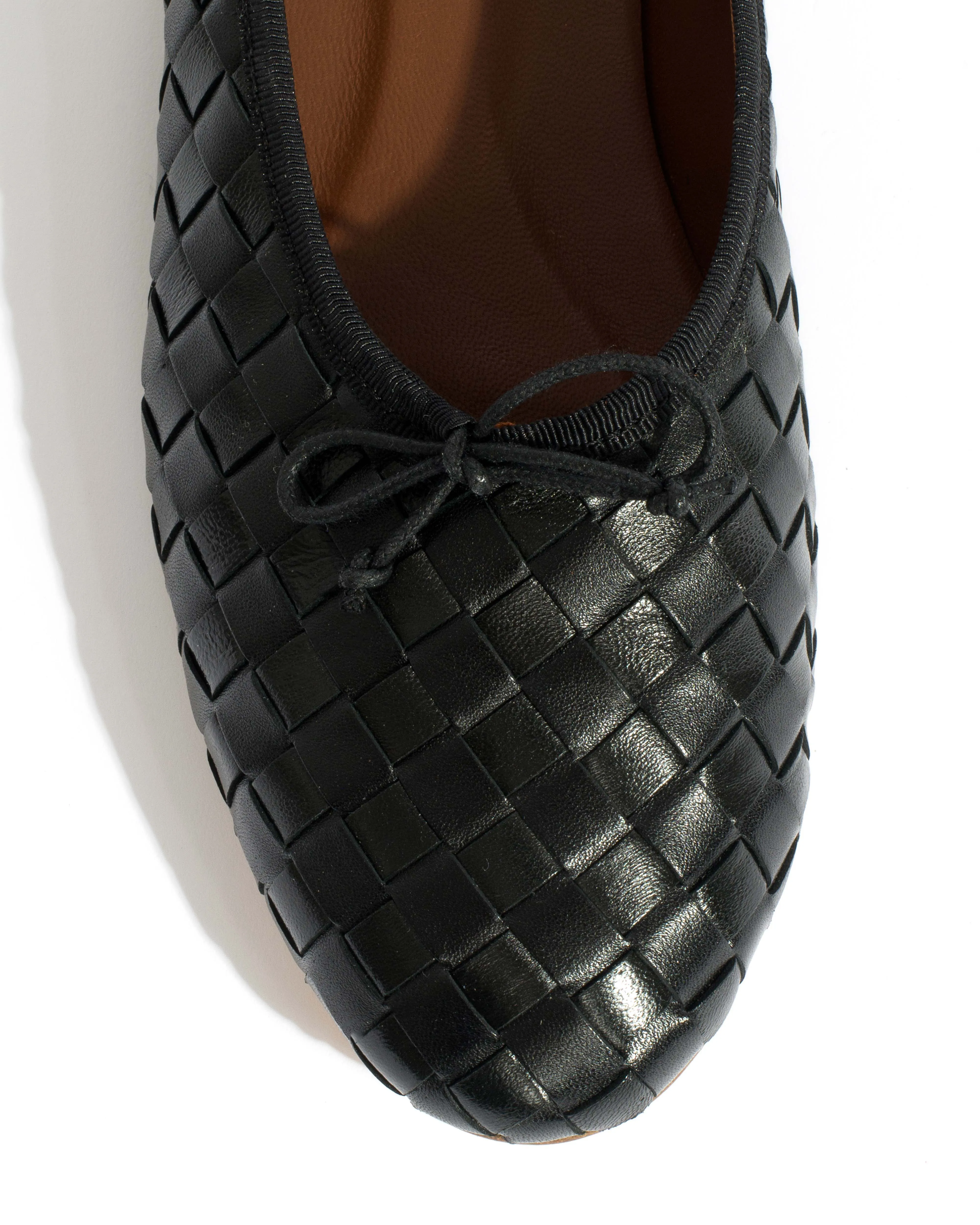 Sacha interlace Shiny lamb Black sold by Anonymous Copenhagen product image thumbnail 5