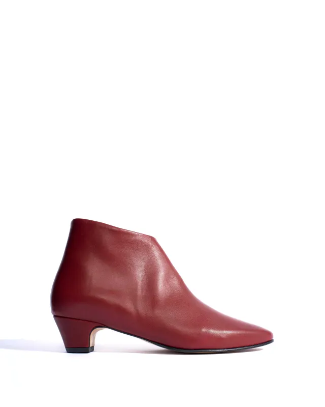 Kyra Soft calf Pomegranate sold by Anonymous Copenhagen