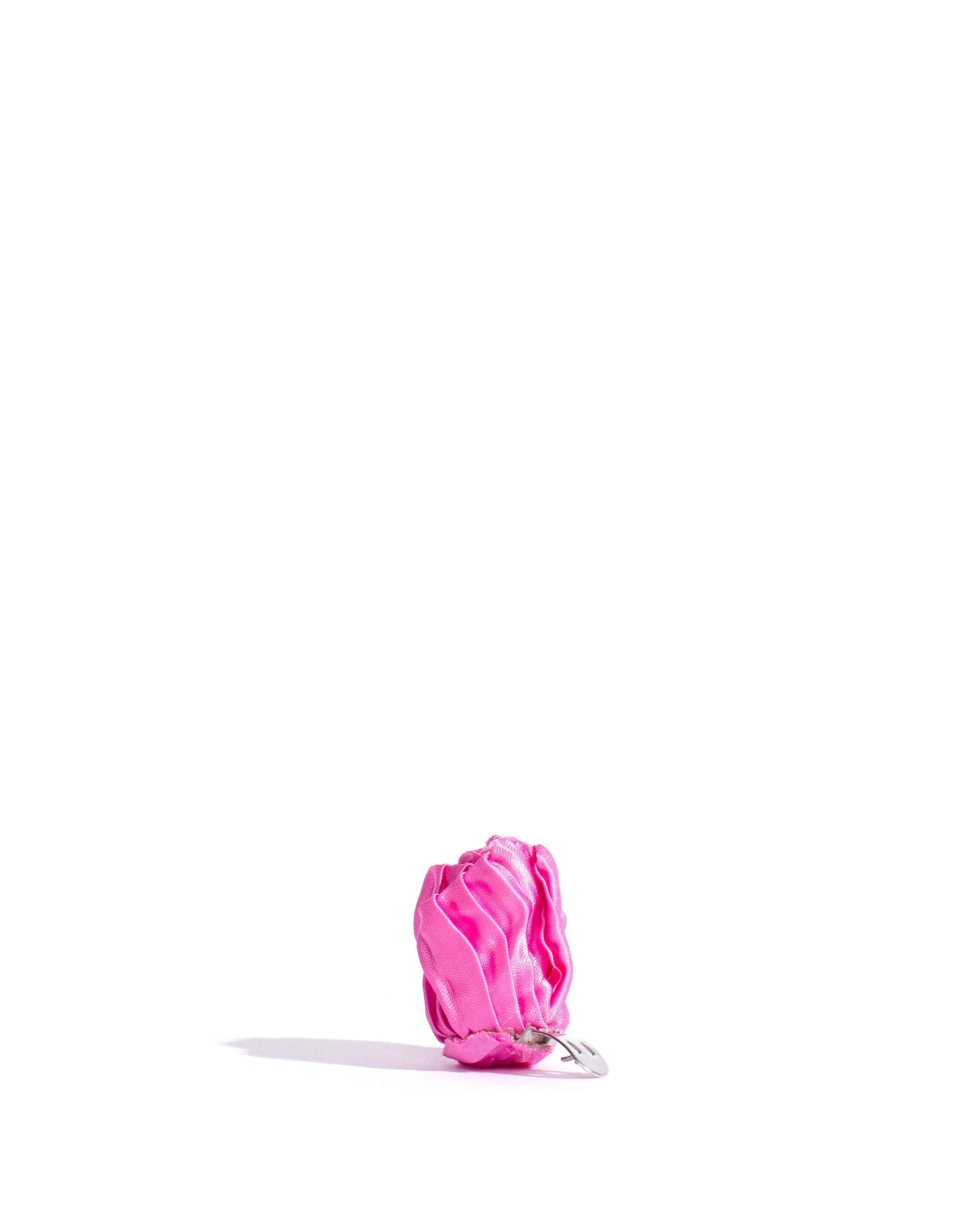 Tulip shoe clip Pleated satin Raspberry sorbet sold by Anonymous Copenhagen product image thumbnail 3