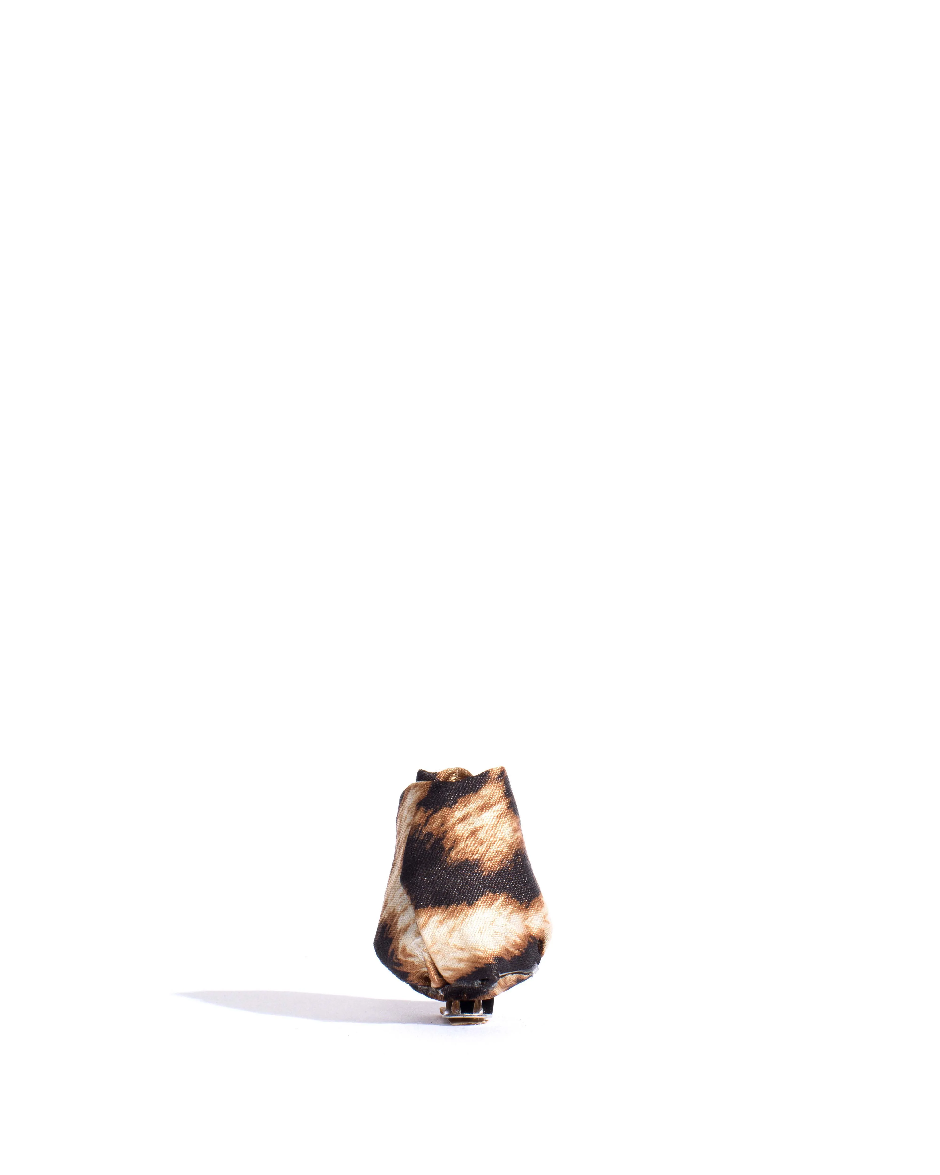 Tulip shoe clip Satin print Leopard sold by Anonymous Copenhagen product image thumbnail 2