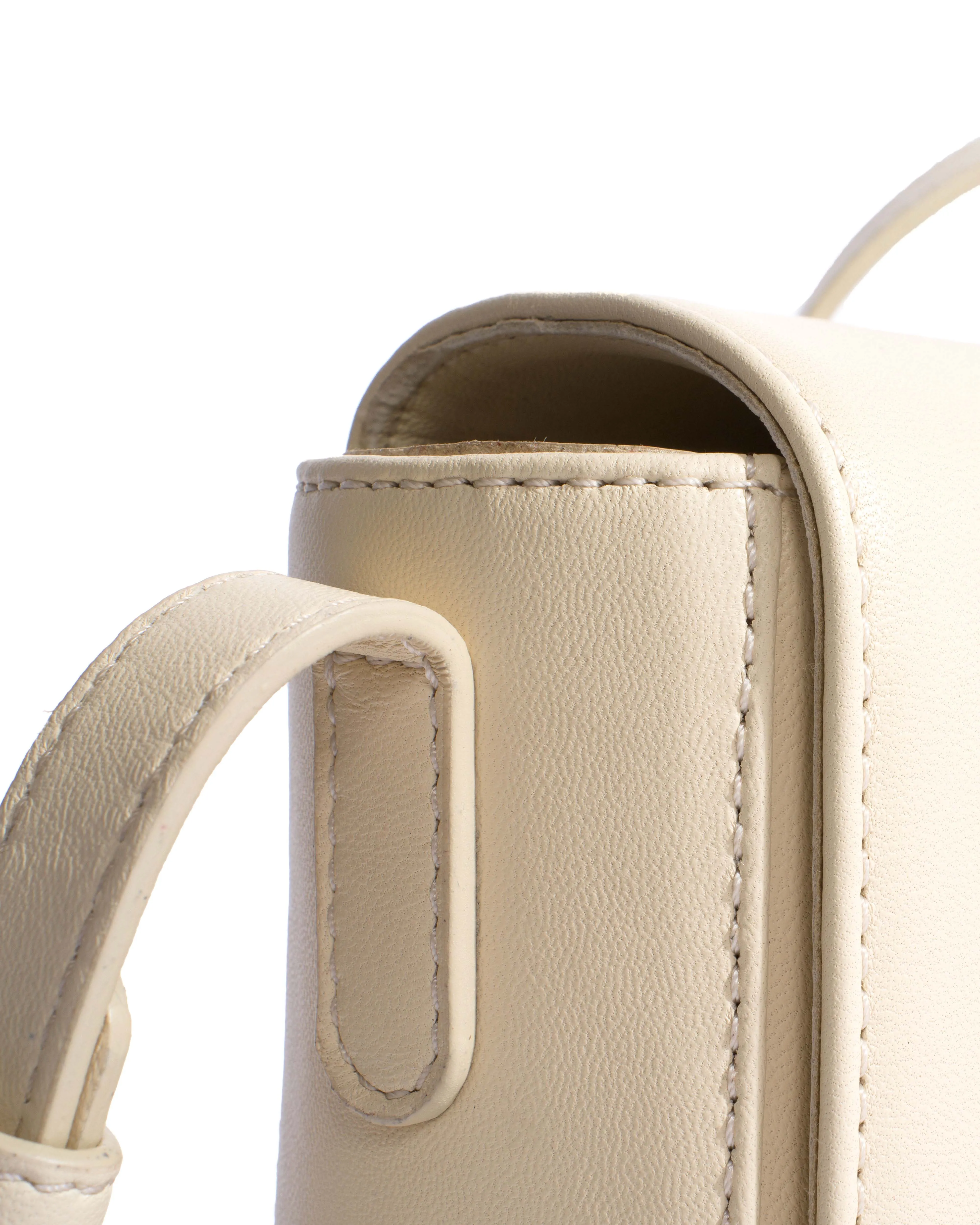 Sicha interlace crossover bag Shiny lamb White sand sold by Anonymous Copenhagen product image thumbnail 4