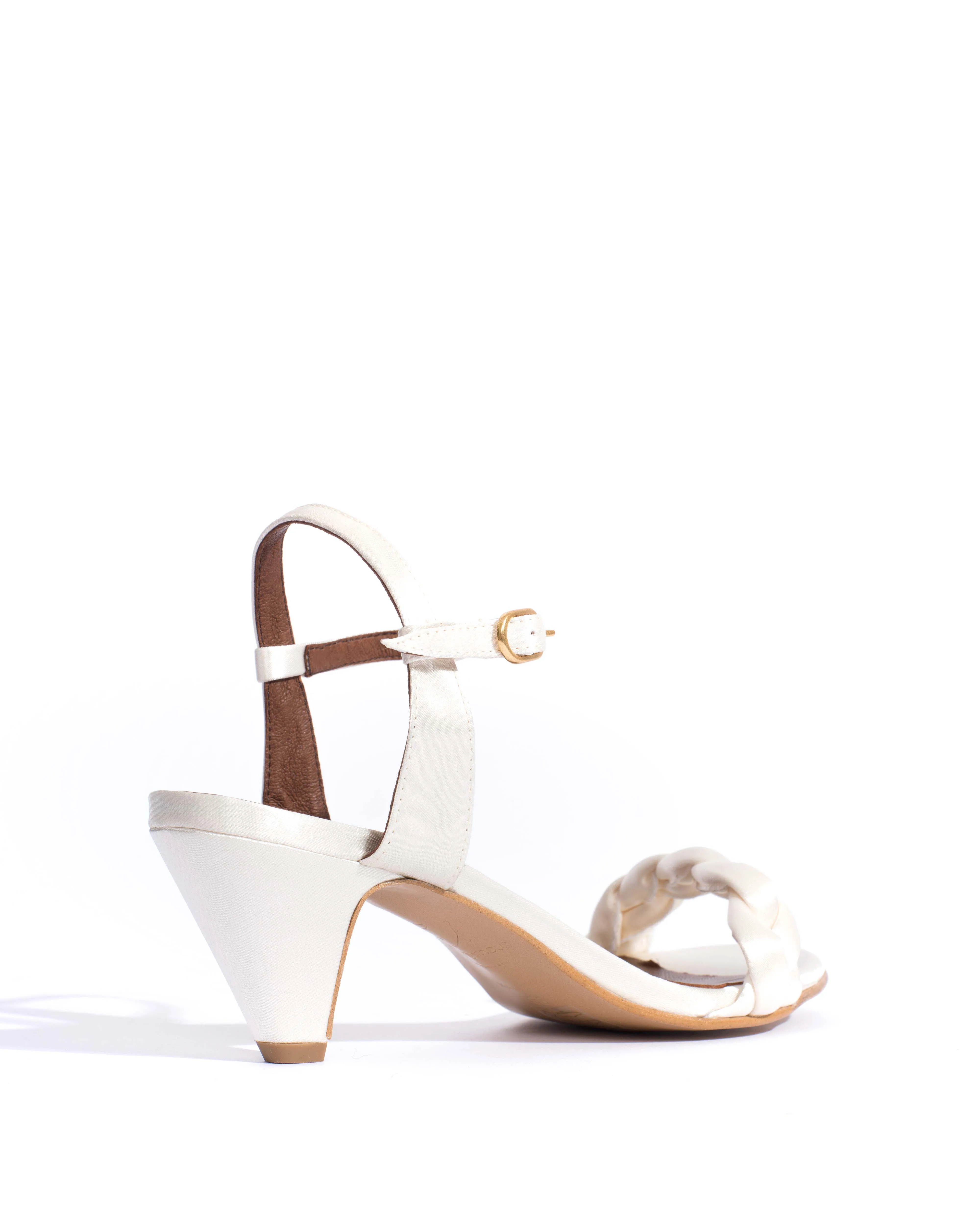 Grace 50 stiletto Antique satin Pearl white sold by Anonymous Copenhagen product image thumbnail 3