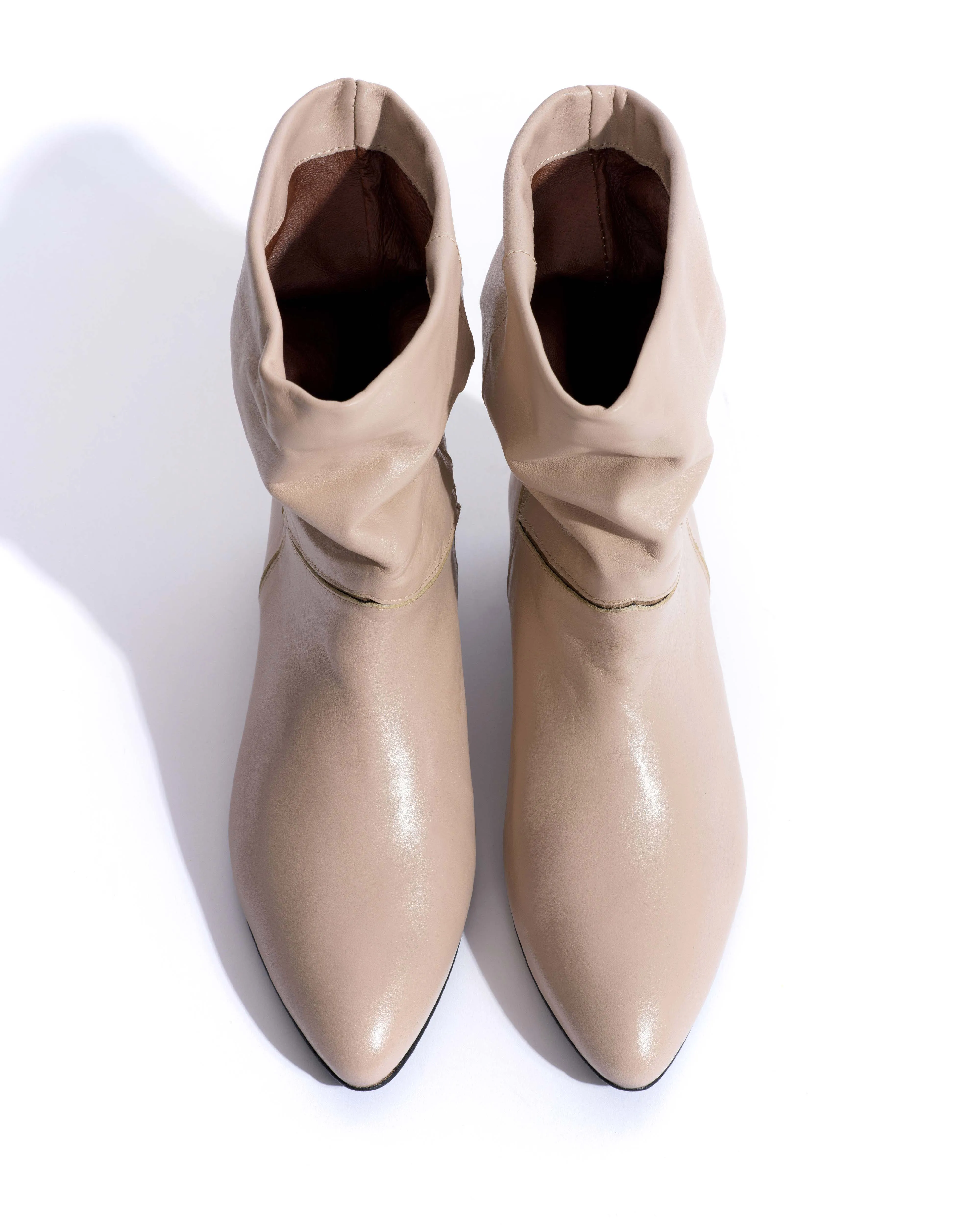 Jassi 20 Soft calf & suede leather Biskit beige & mushroom sold by Anonymous Copenhagen product image thumbnail 4