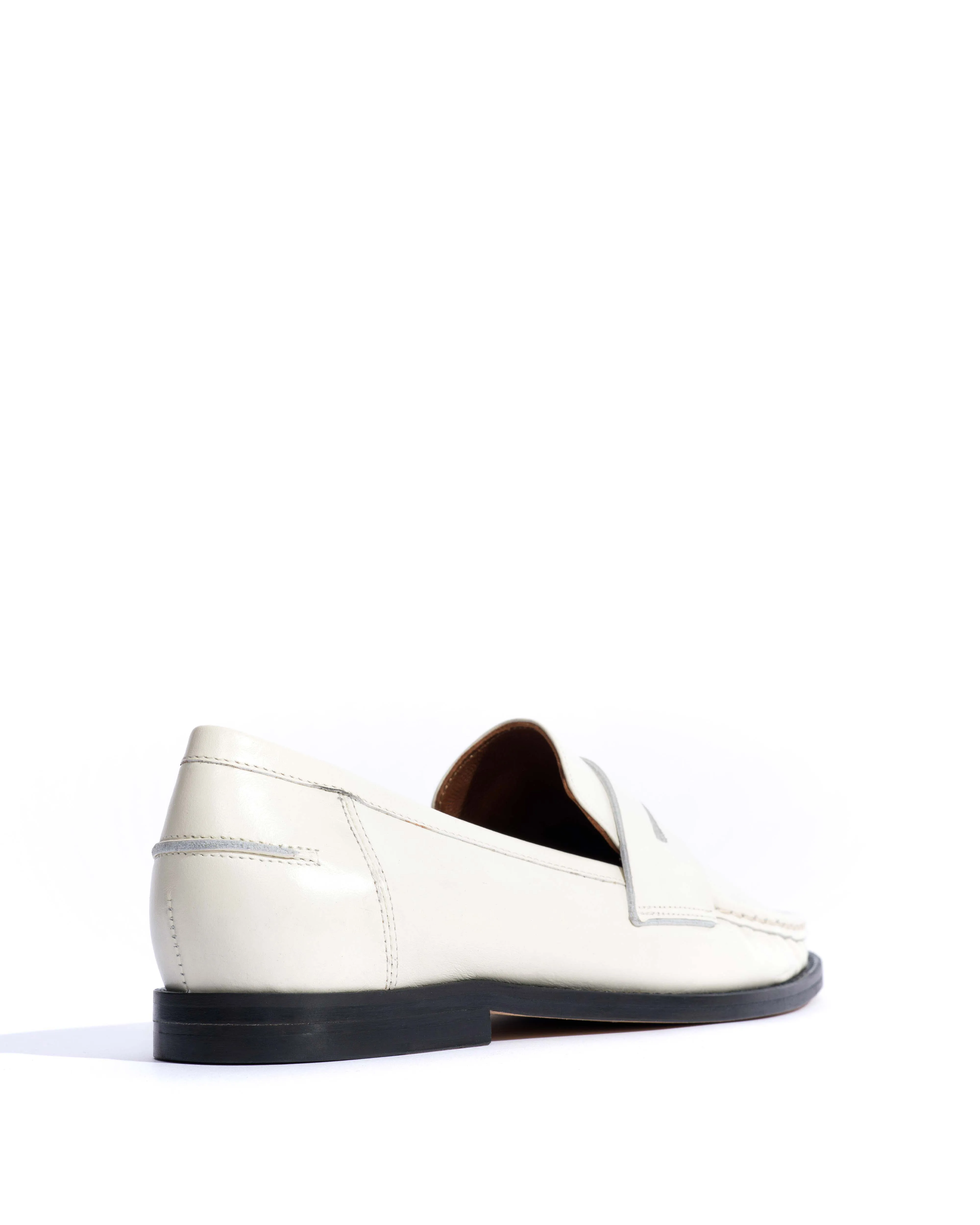 Jesha Crinkled soft calf White sand sold by Anonymous Copenhagen product image thumbnail 3