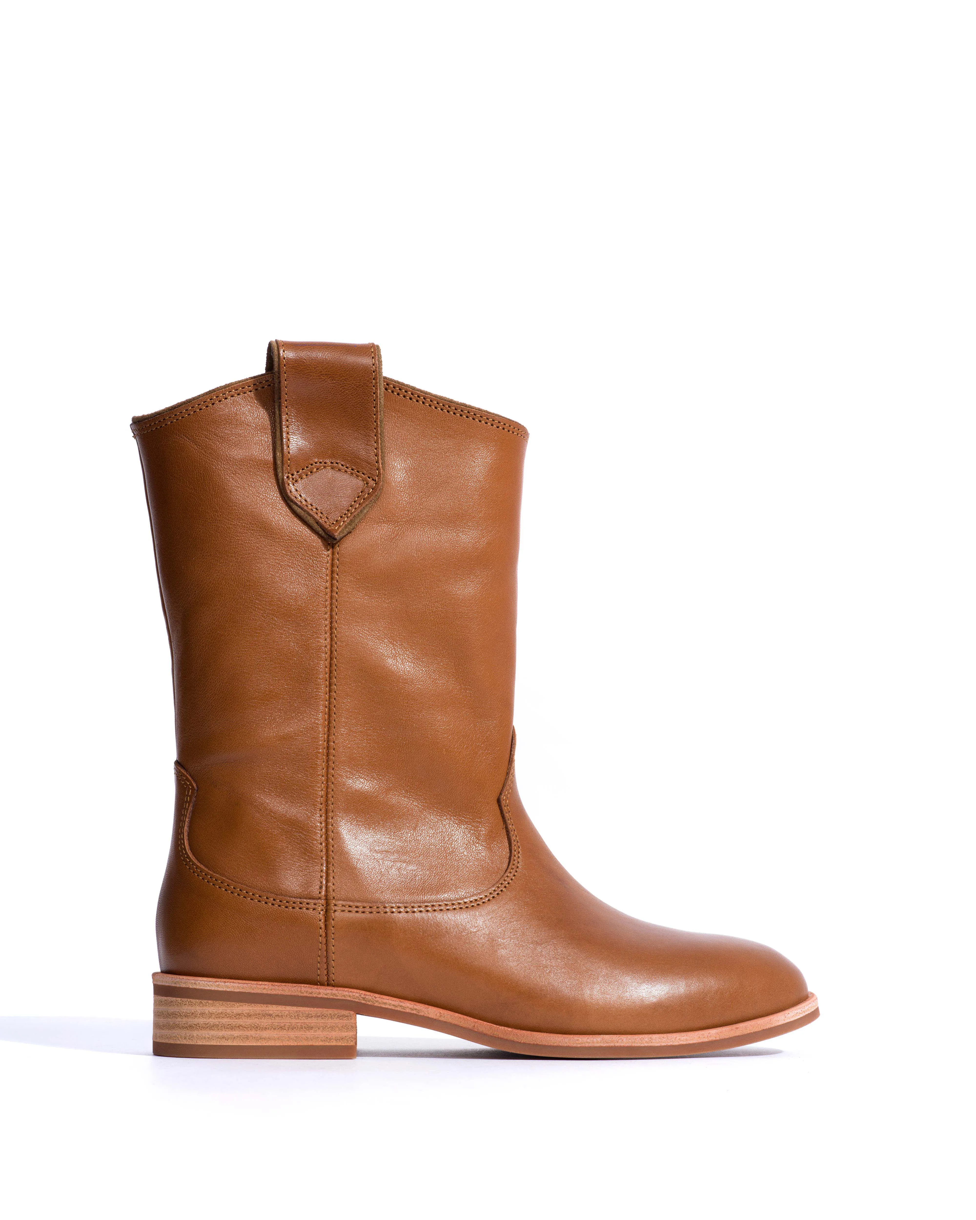 Claudia Vegetal soft calf Cinnamon sold by Anonymous Copenhagen