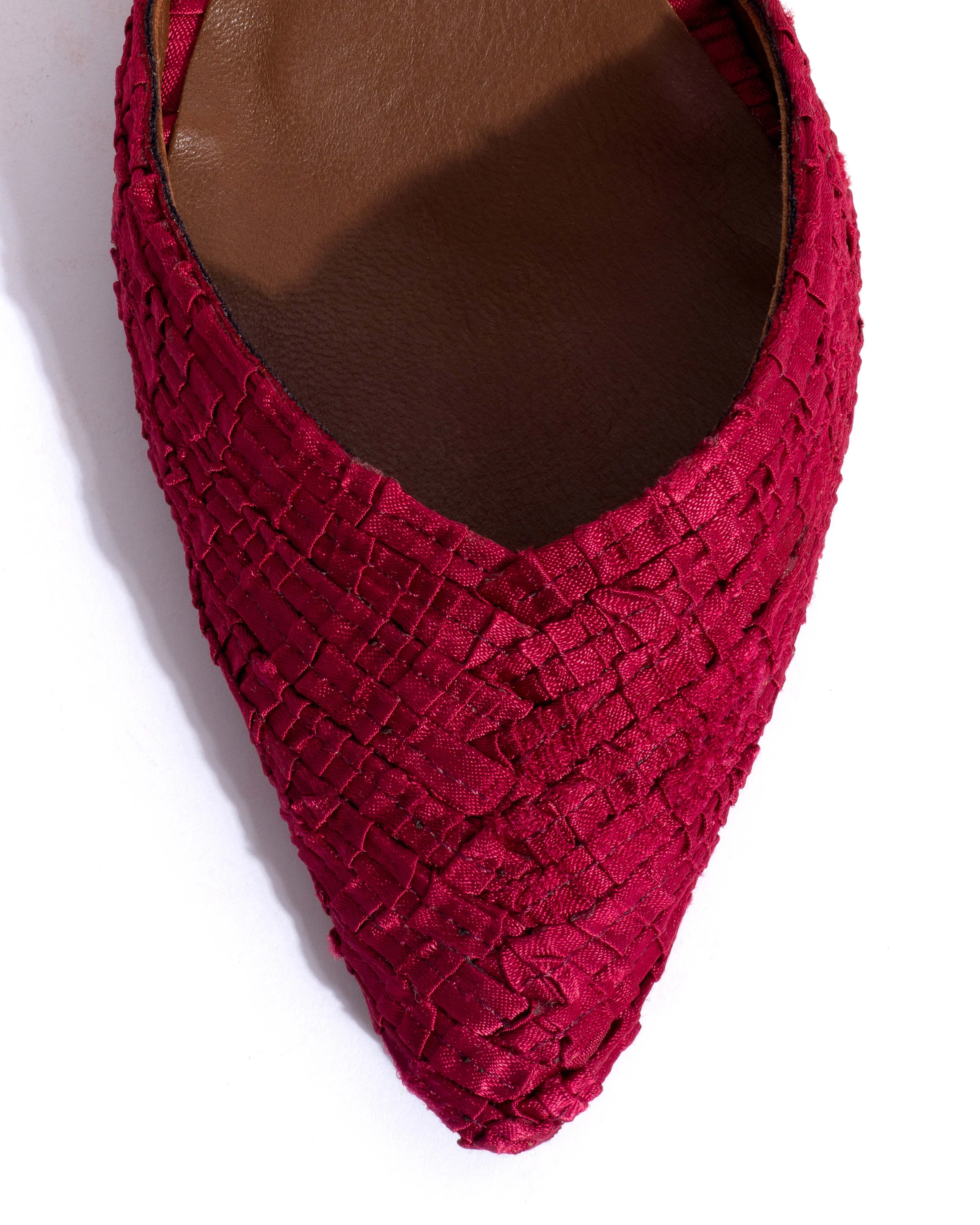 Givia 40 Pleated satin Pomegranate sold by Anonymous Copenhagen product image thumbnail 5