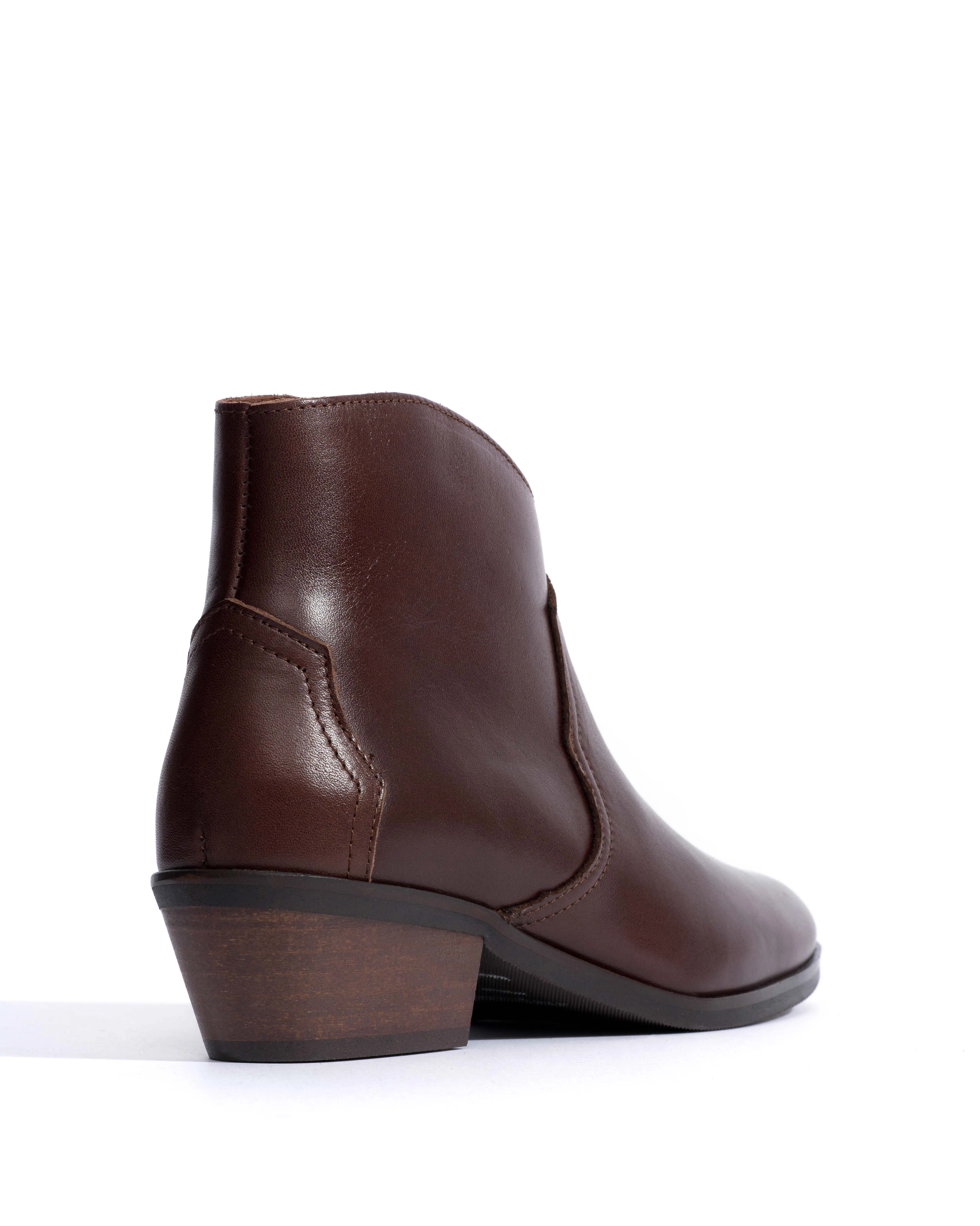 Fiona 35 Vegetal soft calf Coffee brown sold by Anonymous Copenhagen product image thumbnail 3