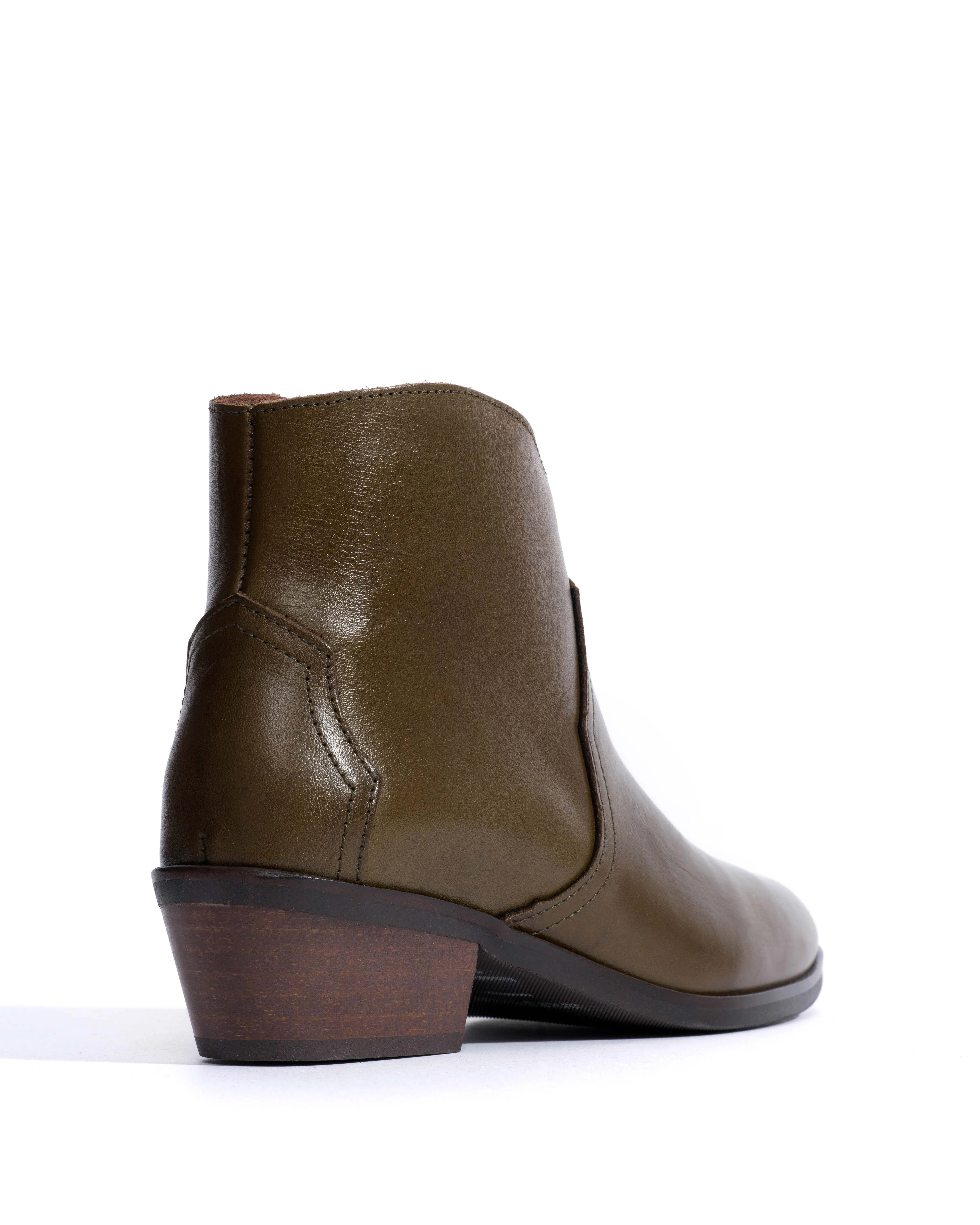 Fiona 35 Vegetal soft calf Forrest green sold by Anonymous Copenhagen product image thumbnail 3