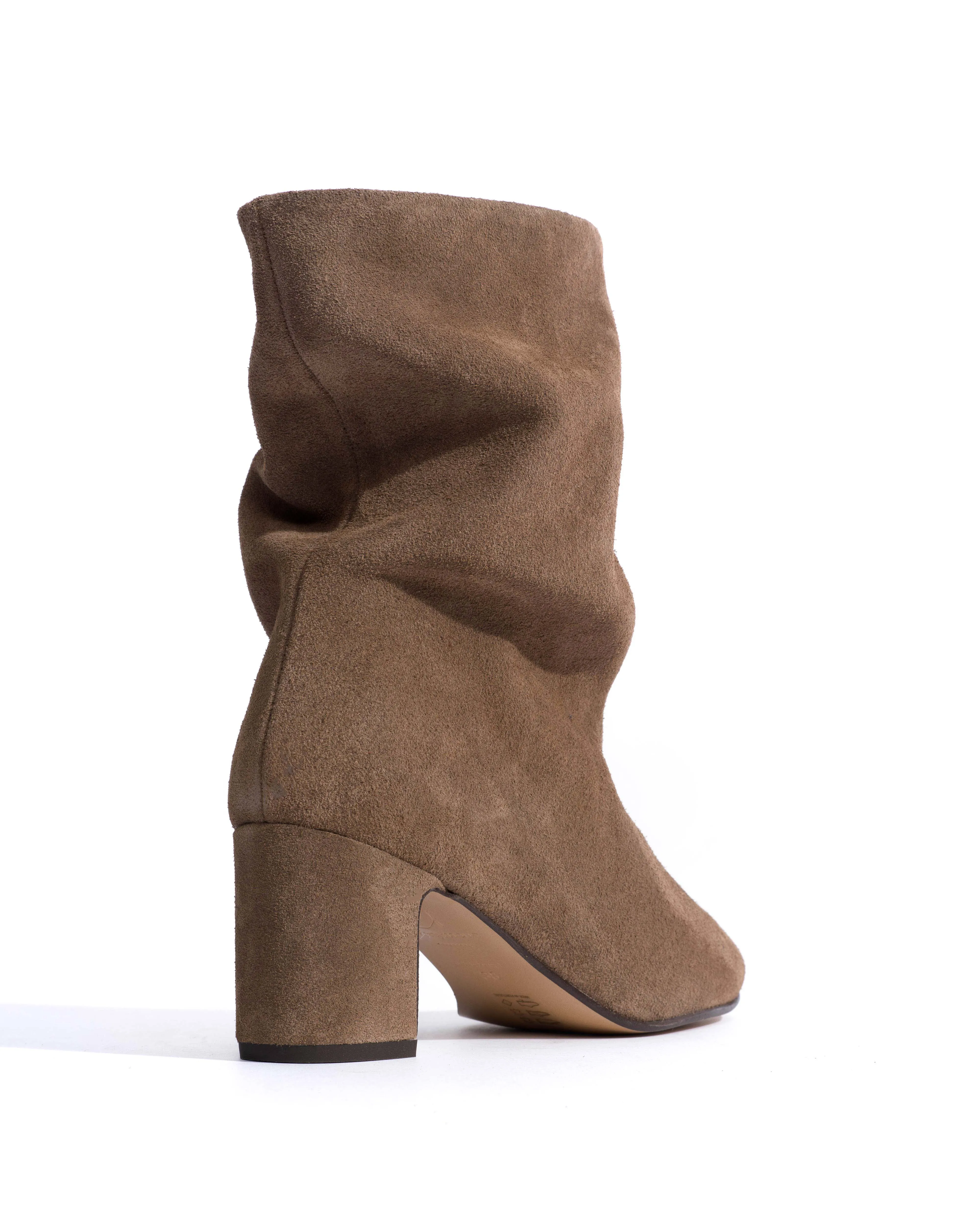 Lully 55 Calf suede Dark taupe sold by Anonymous Copenhagen product image thumbnail 3