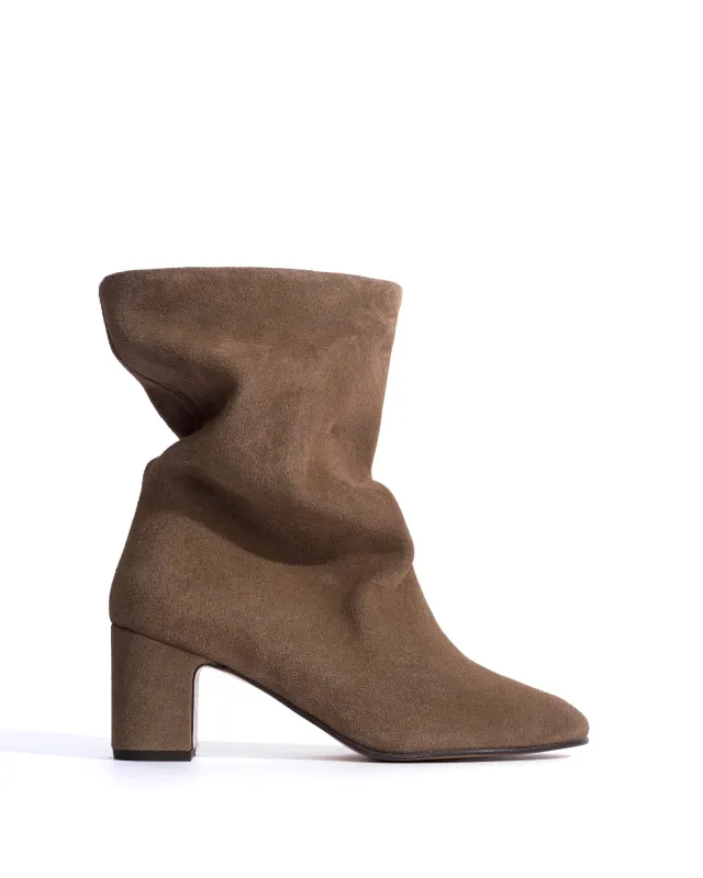 Lully 55 Calf suede Dark taupe sold by Anonymous Copenhagen