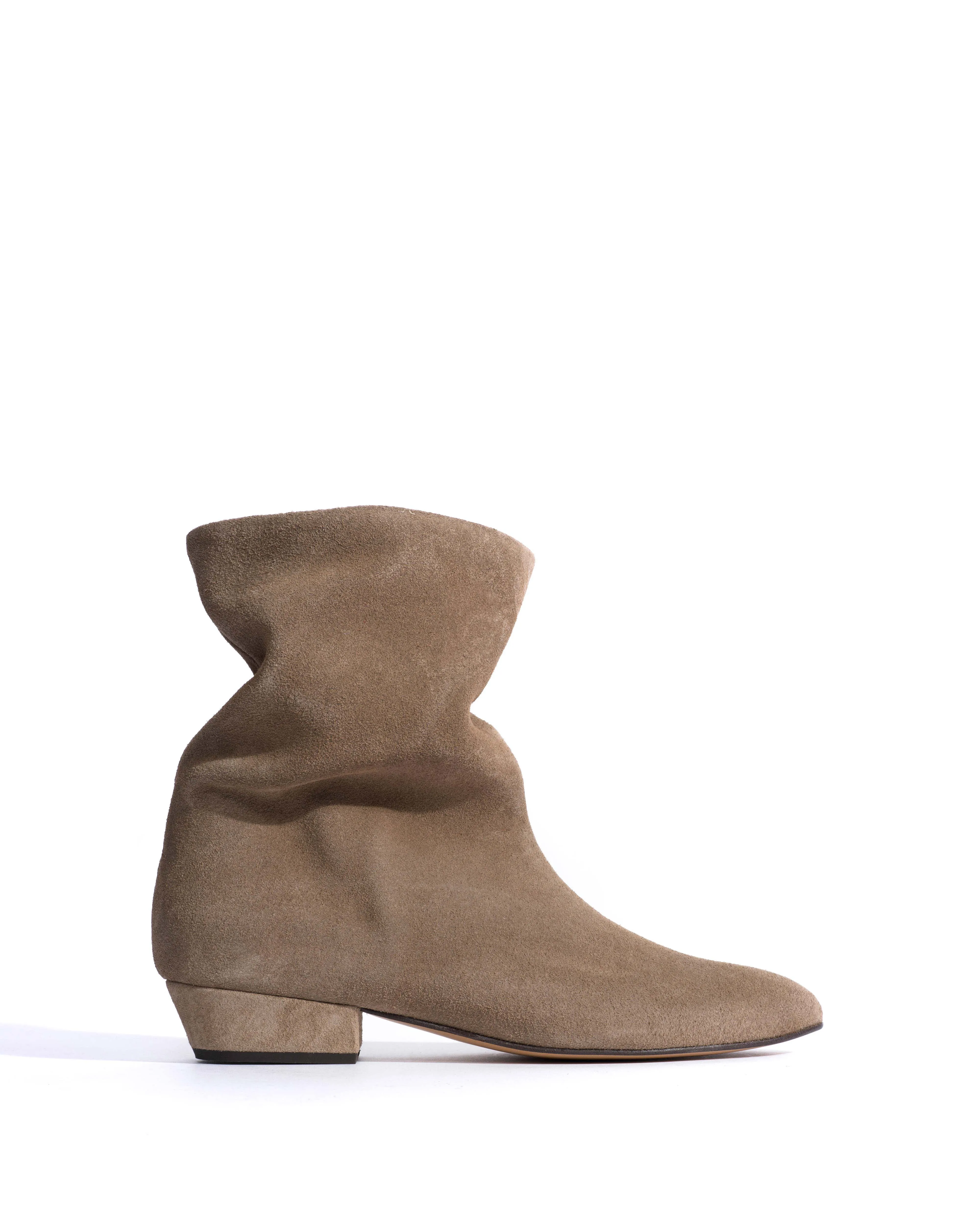 Vully 20 Calf suede Mushroom sold by Anonymous Copenhagen