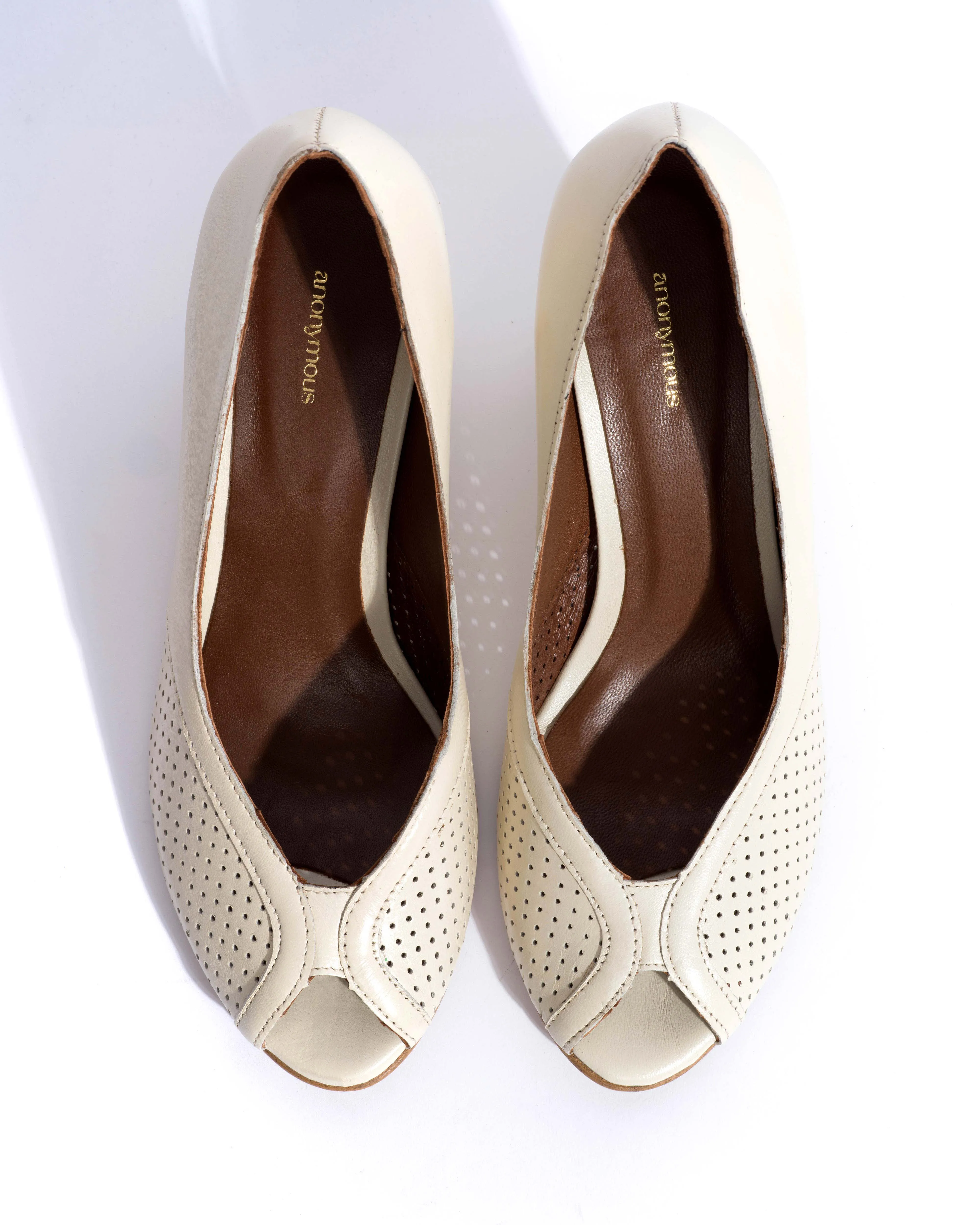 Alania Shiny lamb White sand sold by Anonymous Copenhagen product image thumbnail 4