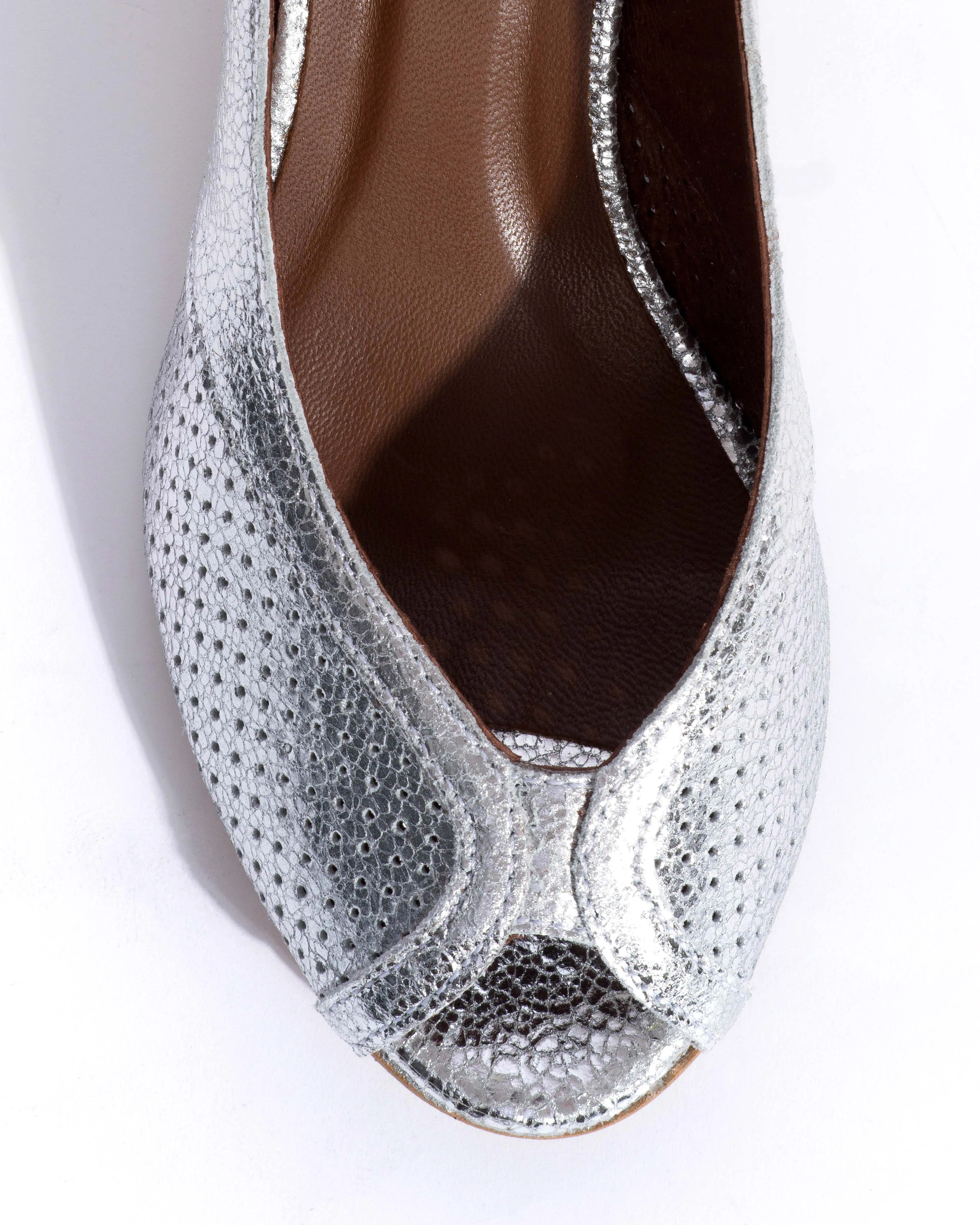 Tiffany stiletto Crackled metallic goat Silver sold by Anonymous Copenhagen product image thumbnail 5