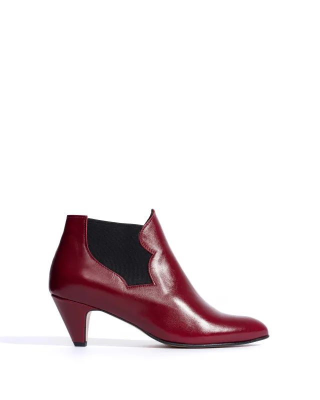 Shalli 50 stiletto Crinkled polished goat Pomegranate sold by Anonymous Copenhagen