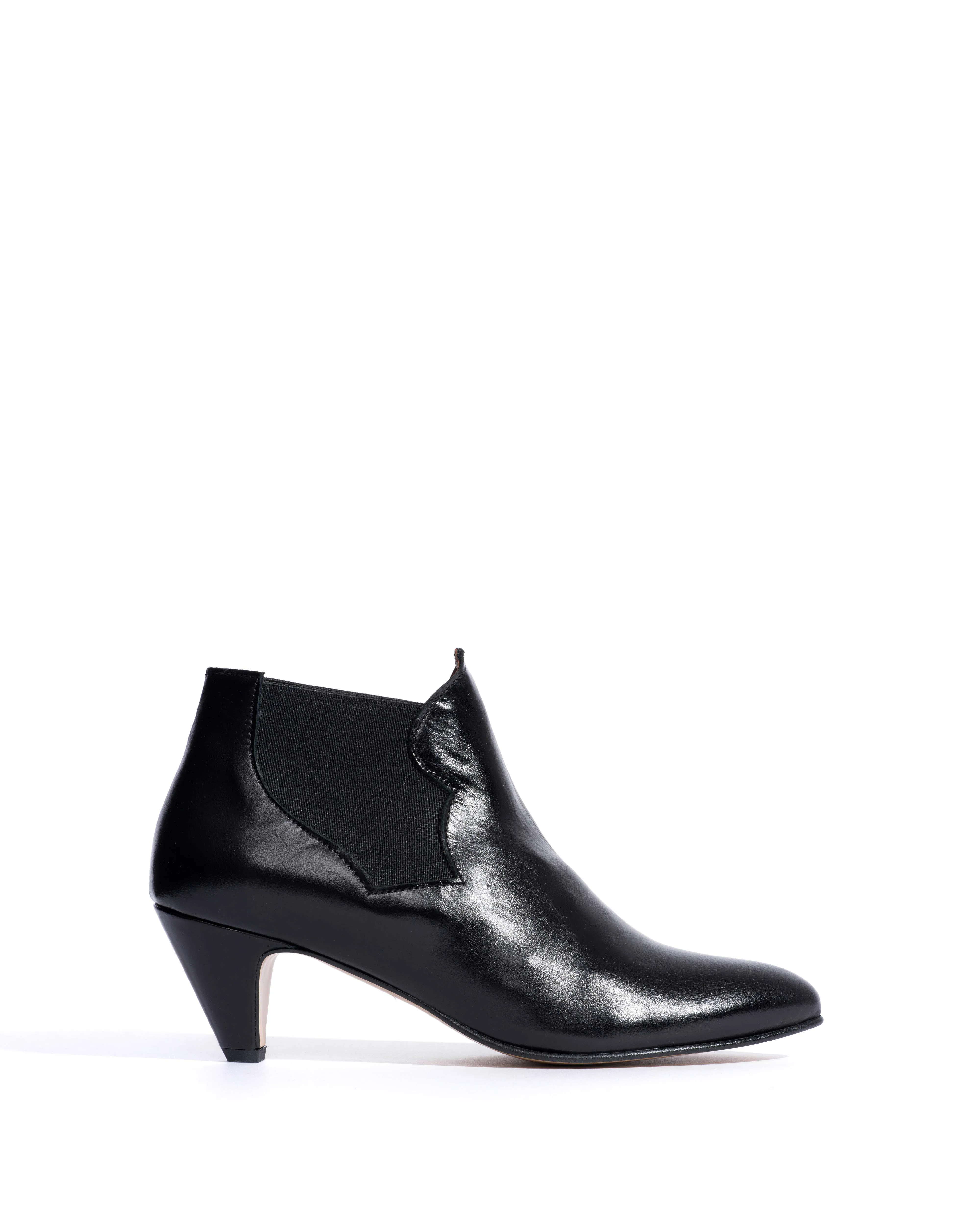 Shalli 50 stiletto Crinkled polished goat Black sold by Anonymous Copenhagen