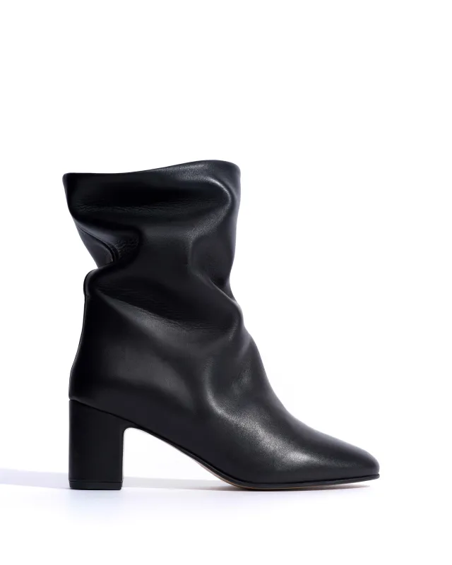 Lully 55 Soft calf Black sold by Anonymous Copenhagen