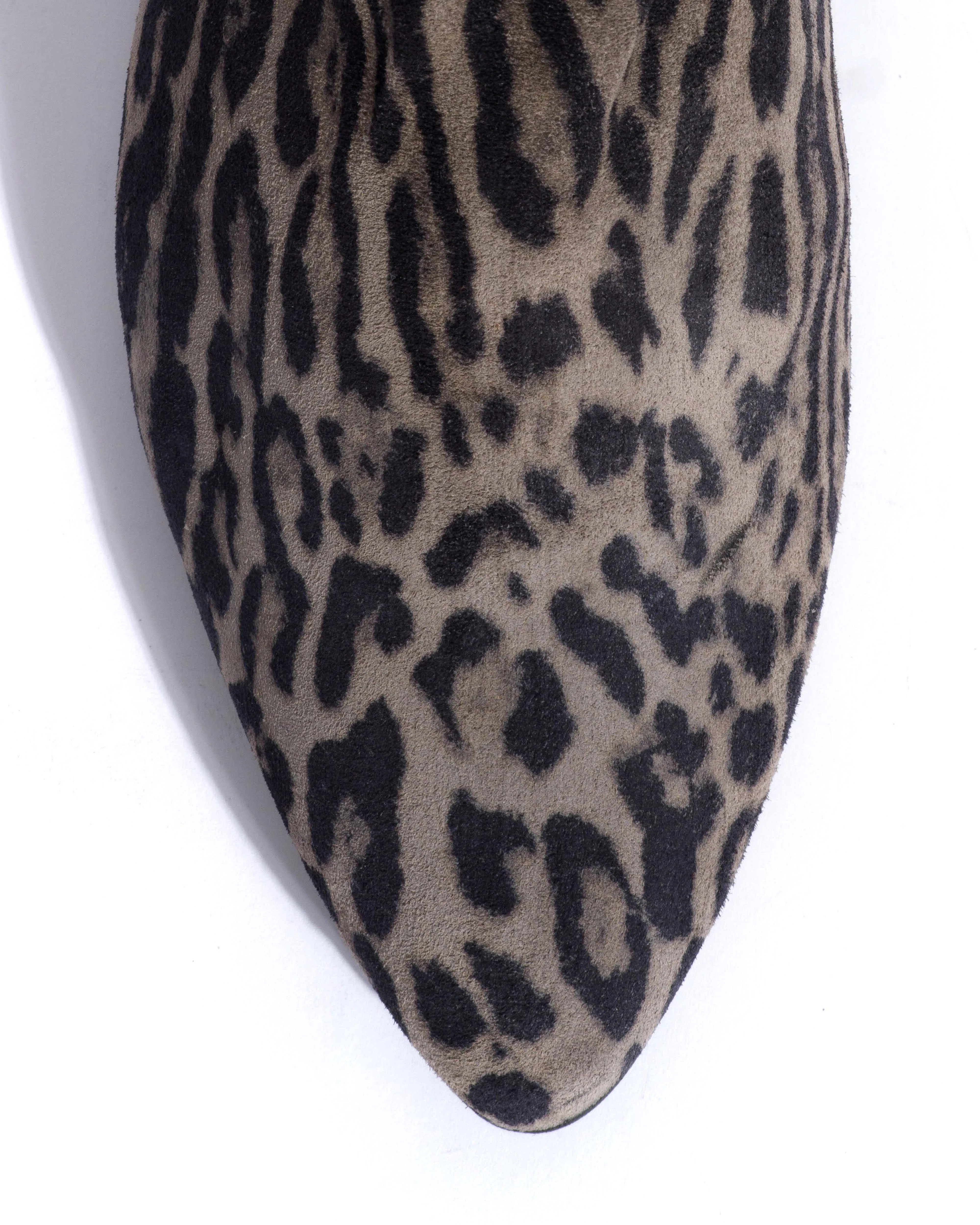 Morie 20 Calf suede print Snow leopard sold by Anonymous Copenhagen product image thumbnail 5