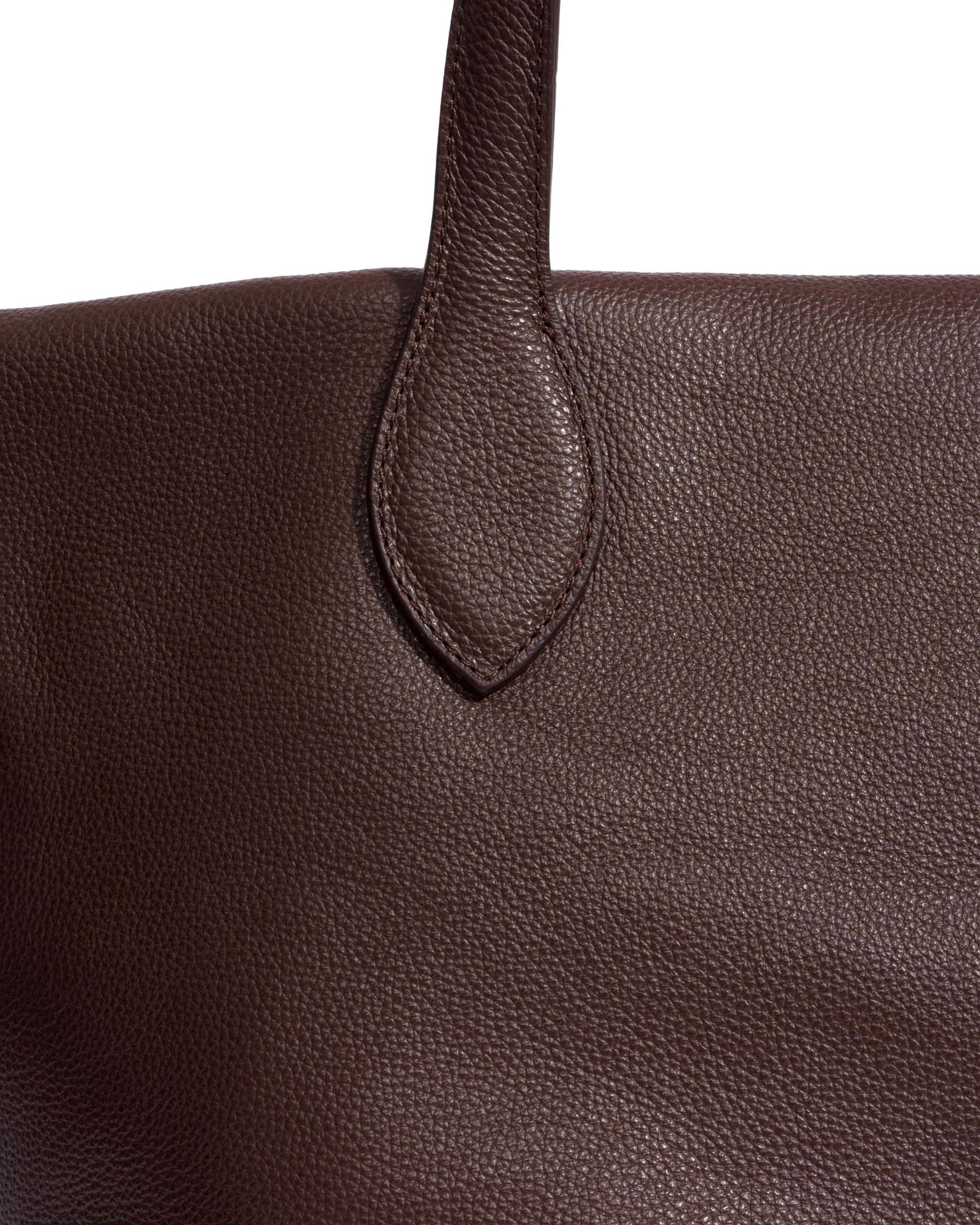Arya carryall bag Pebbled soft calf Chocolate sold by Anonymous Copenhagen product image thumbnail 5
