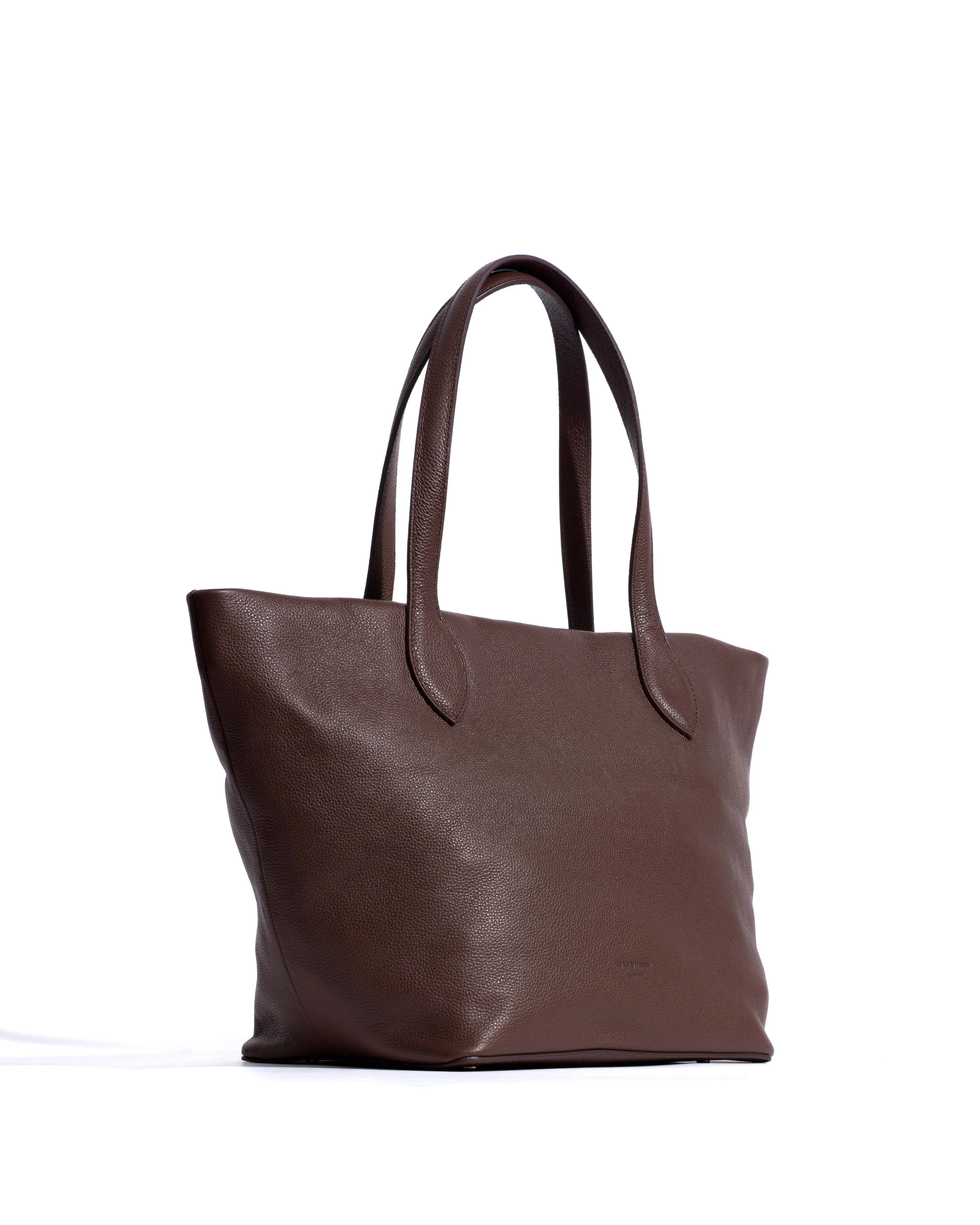 Arya carryall bag Pebbled soft calf Chocolate sold by Anonymous Copenhagen product image thumbnail 2
