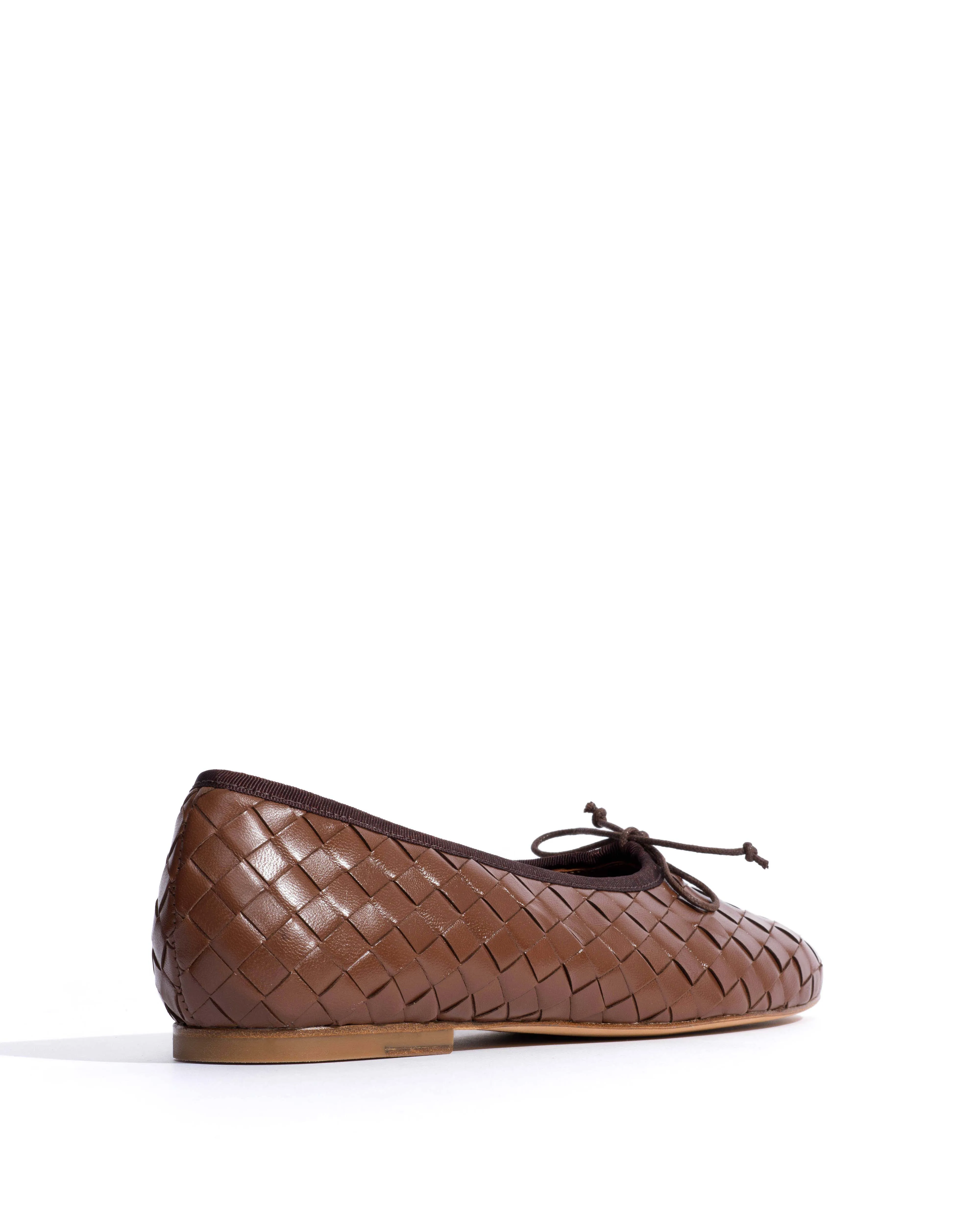 Sacha interlace Shiny lamb Chocolate sold by Anonymous Copenhagen product image thumbnail 3