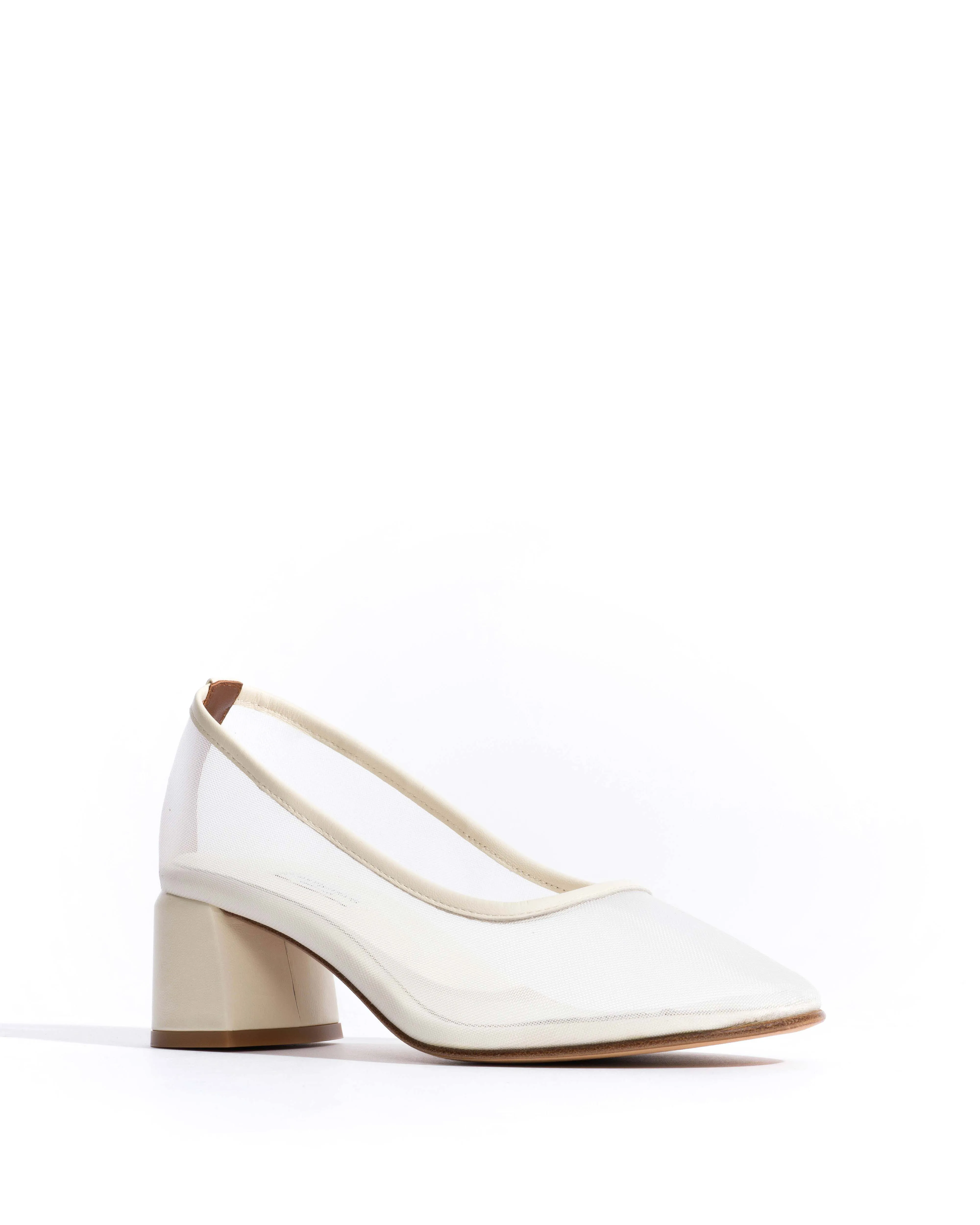 Sacha 40 mesh Shiny lamb & mesh White sand sold by Anonymous Copenhagen product image thumbnail 2