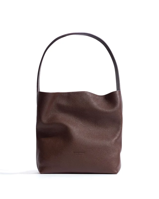 Versa slouchy petite bag Pebbled soft calf Chocolate made by Anonymous Copenhagen