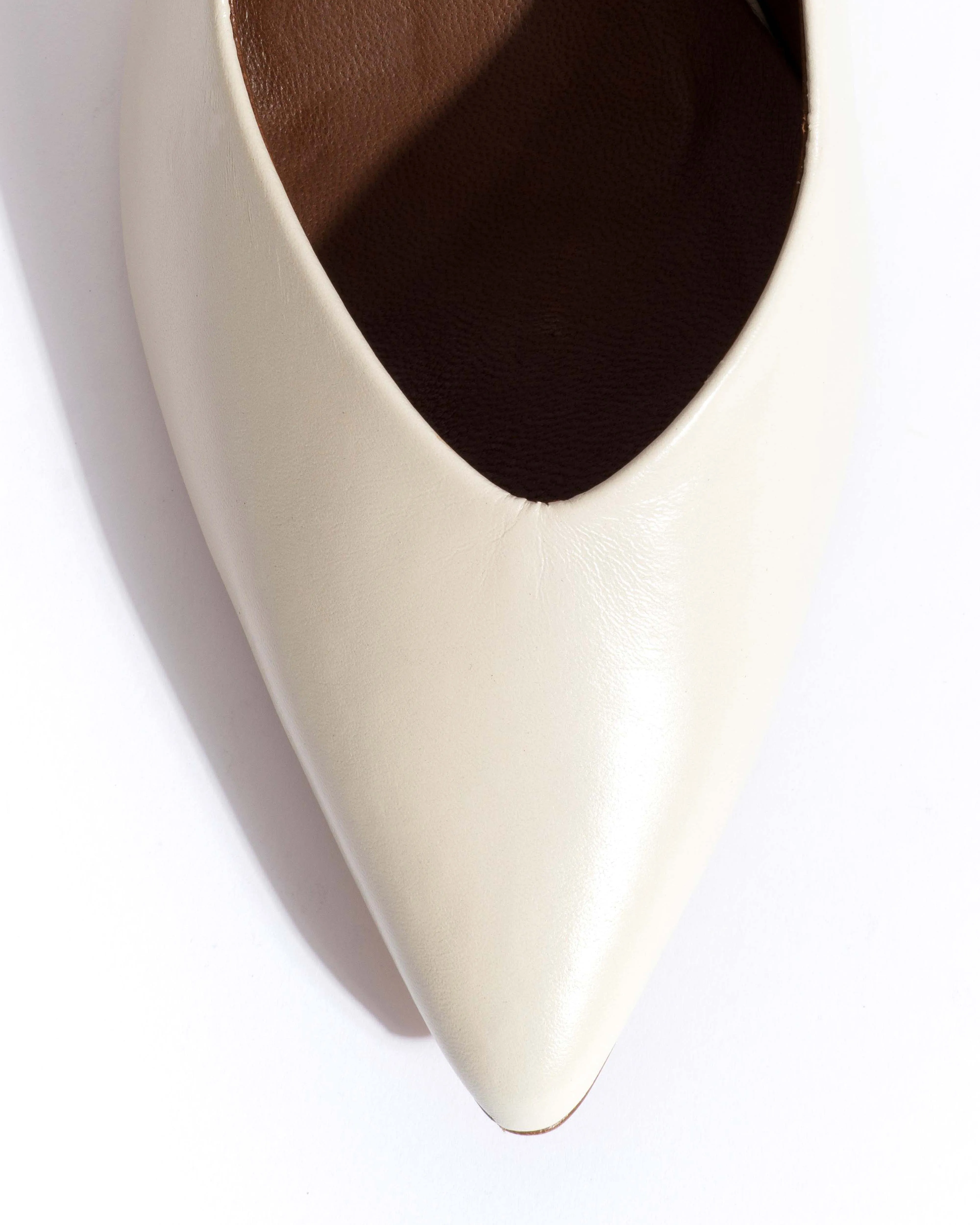 Trini 75 Shiny lamb White sand sold by Anonymous Copenhagen product image thumbnail 5