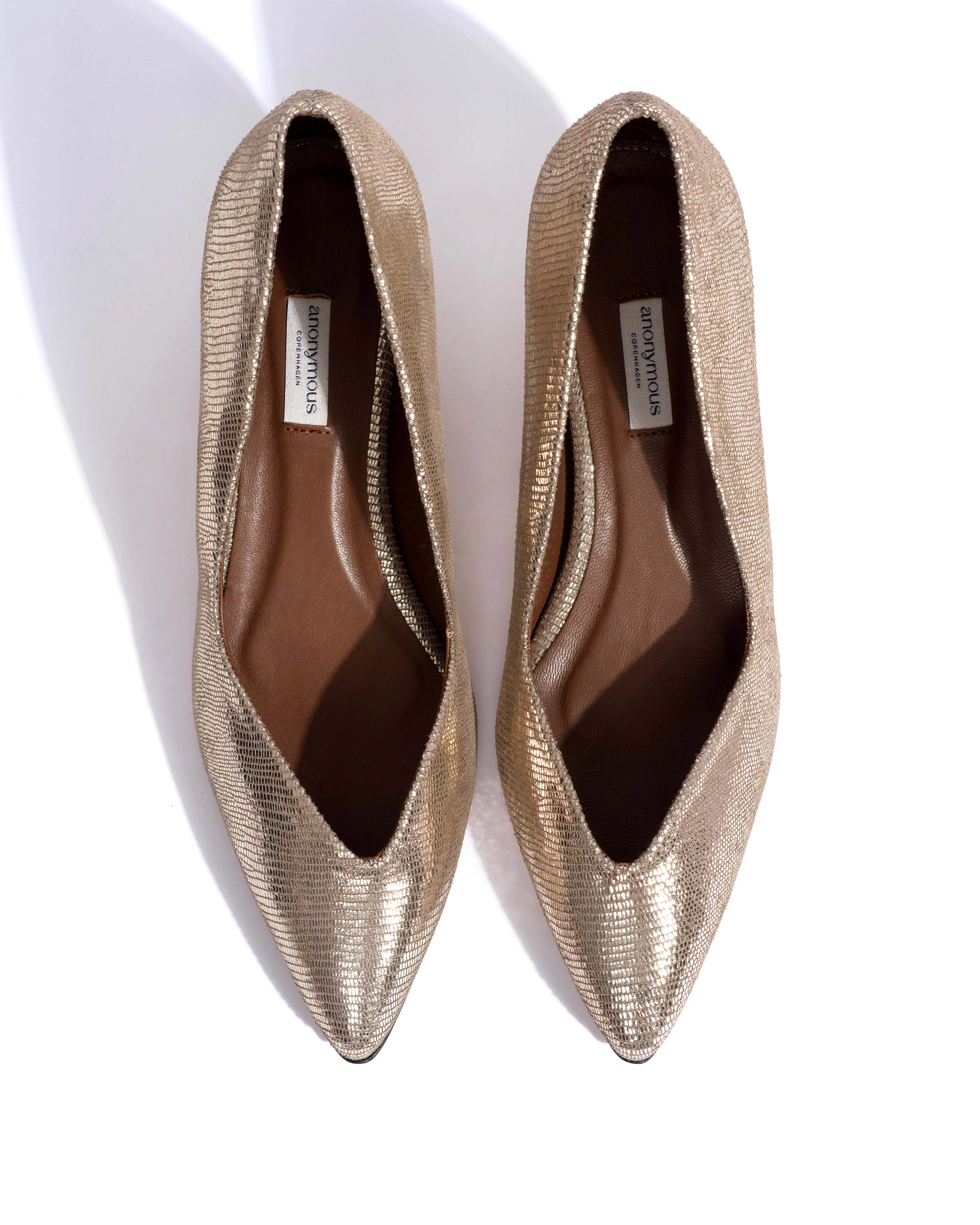 Trini 40 stiletto Lizard metallic goat Vintage champagne sold by Anonymous Copenhagen product image thumbnail 4