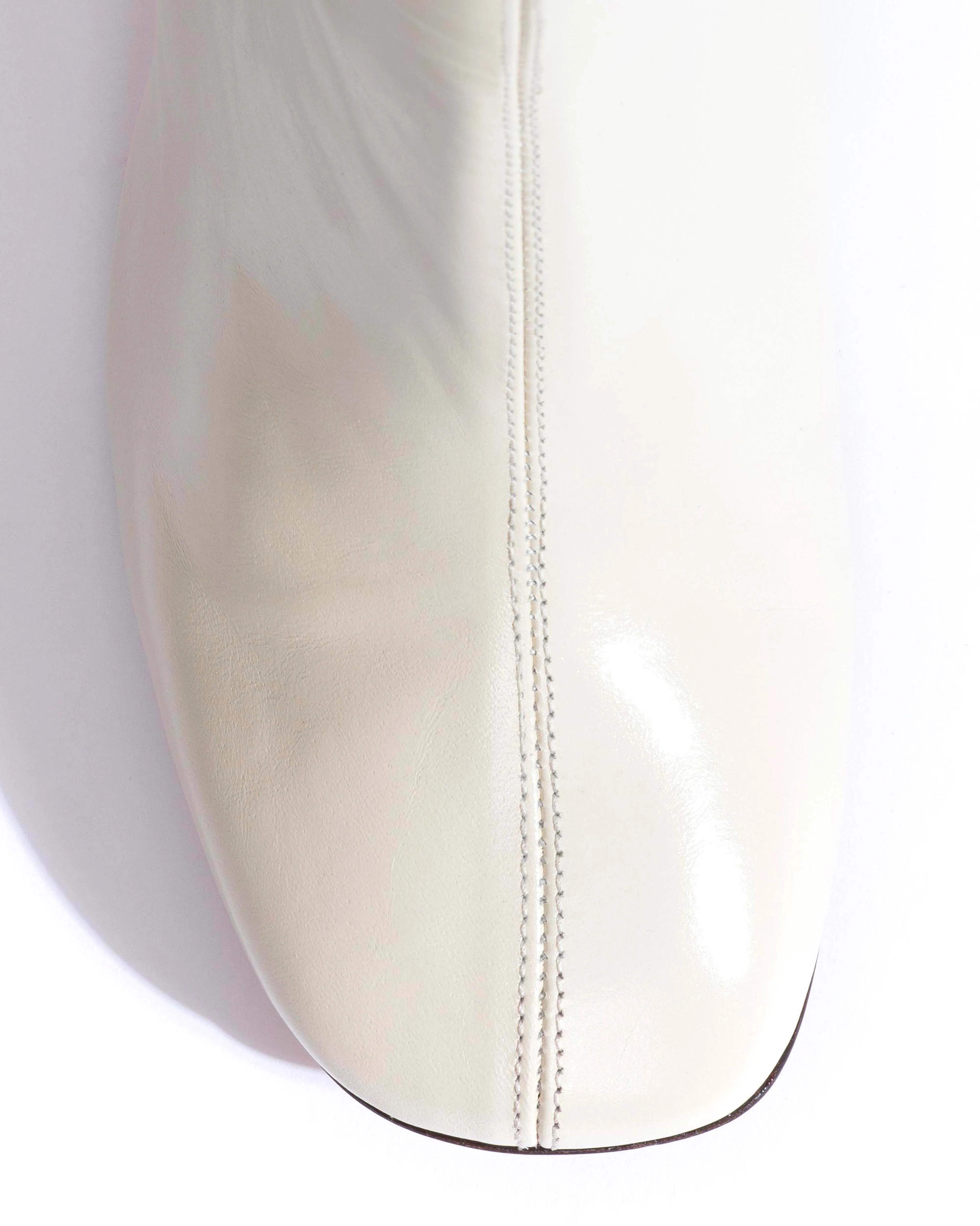 Kali 80 Crinkled polished goat White sand sold by Anonymous Copenhagen product image thumbnail 5