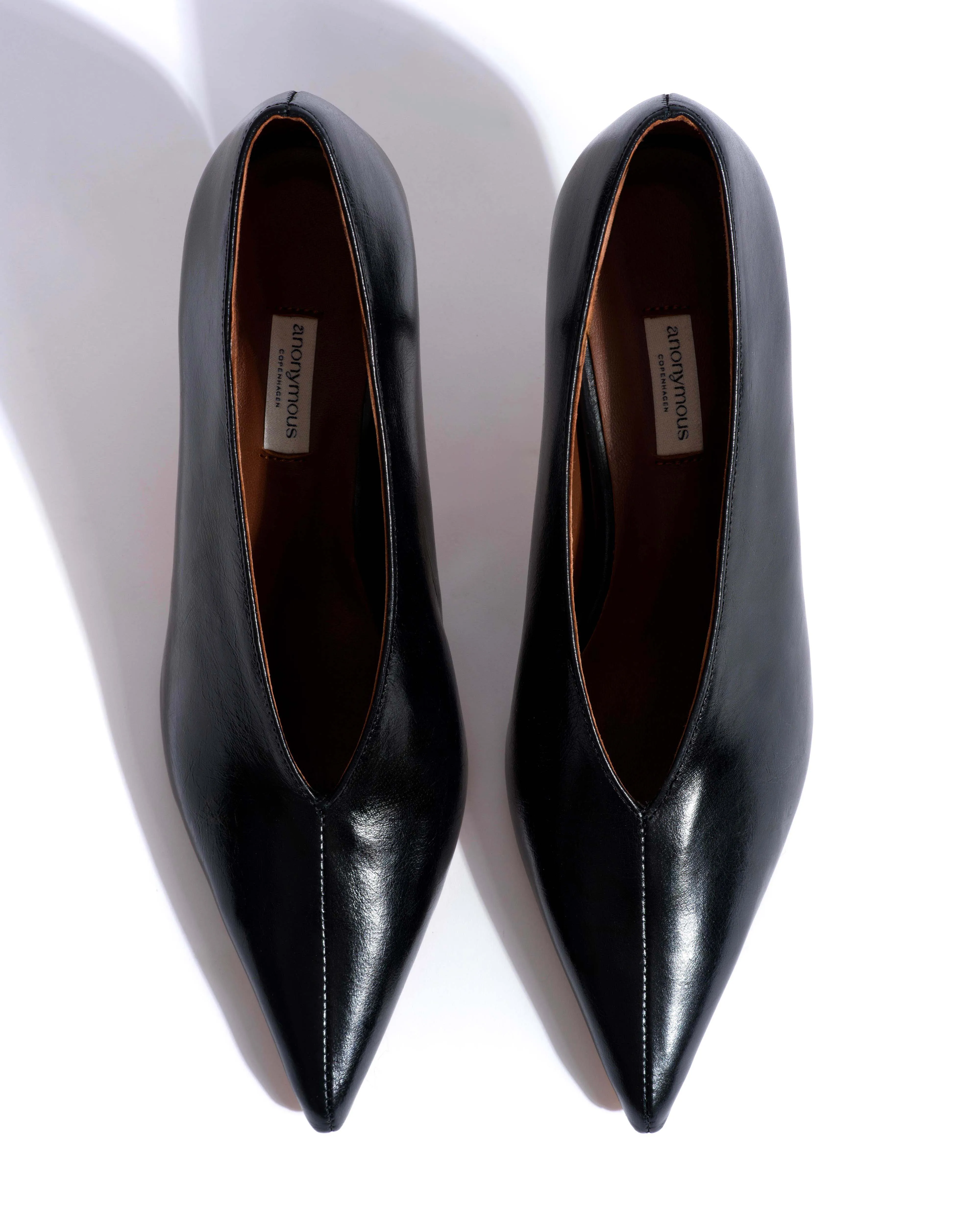 Phia 55 pin Crinkled polished goat Black sold by Anonymous Copenhagen product image thumbnail 4