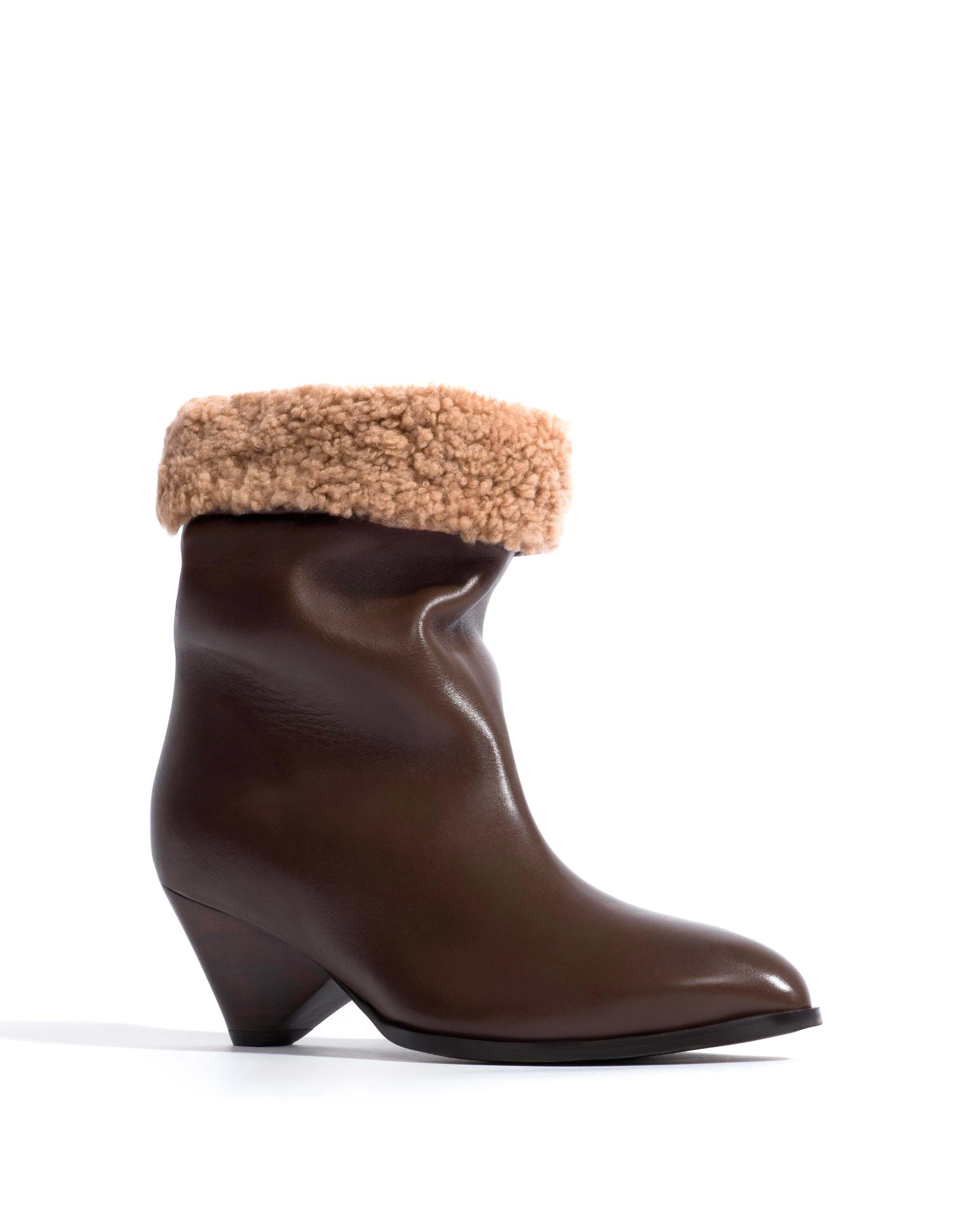 Vully 50 triangle lamb shearling Soft calf Dark taupe sold by Anonymous Copenhagen product image thumbnail 2