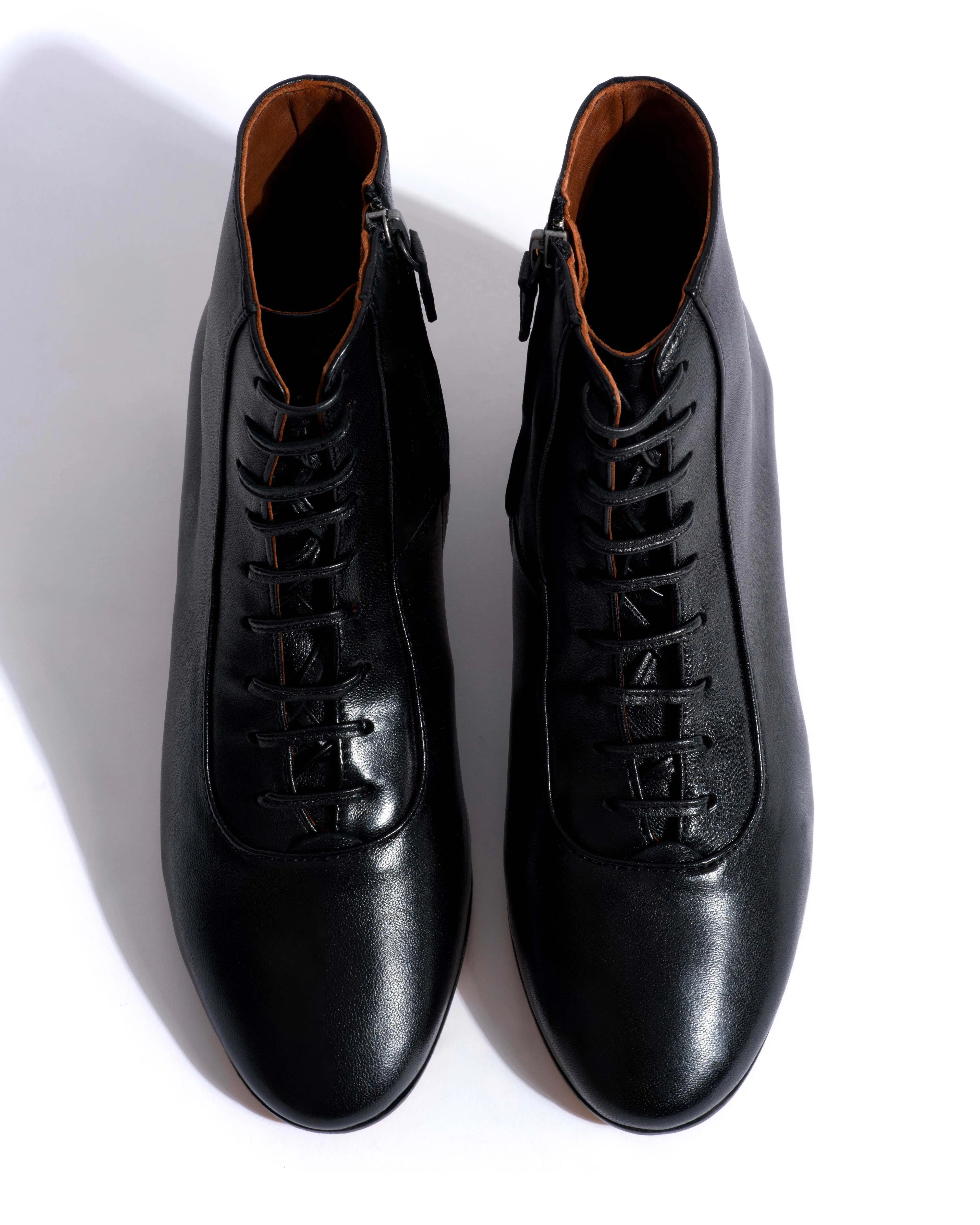 Janie 40 Shiny lamb Black sold by Anonymous Copenhagen product image thumbnail 4