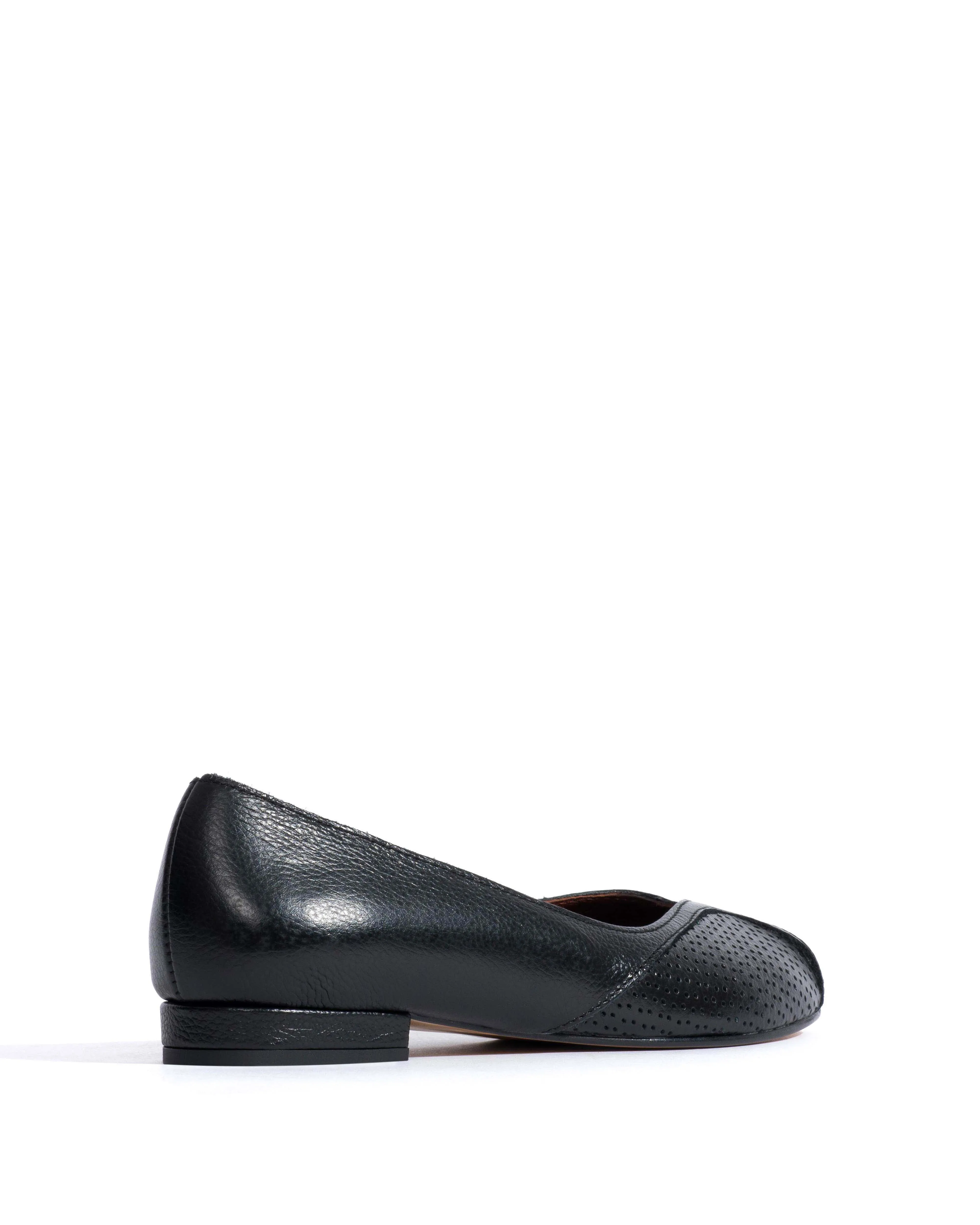 Tiffy Pebbled soft calf Black sold by Anonymous Copenhagen product image thumbnail 3