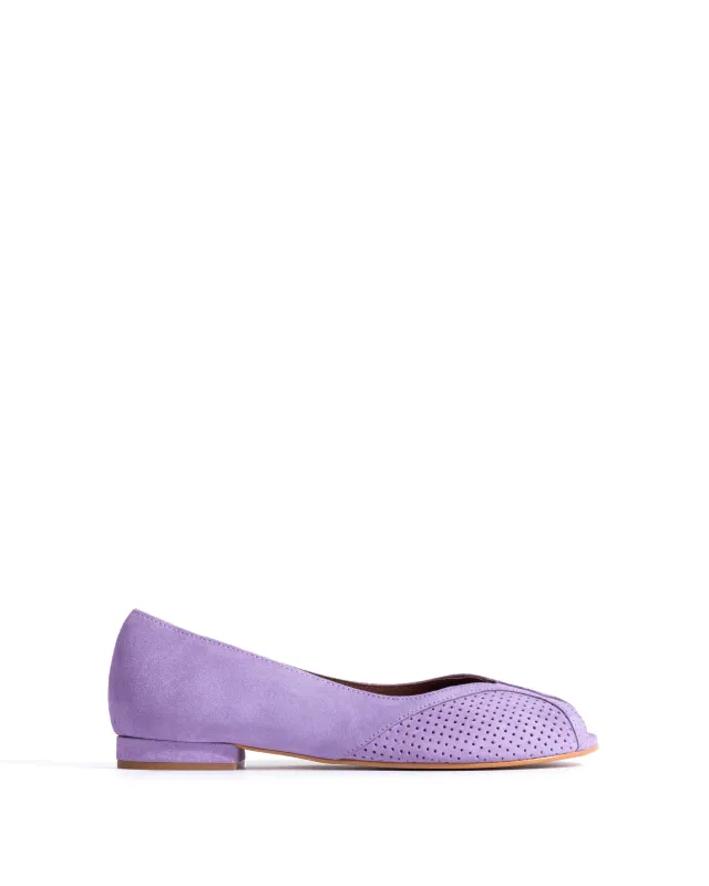 Tiffy Calf suede Lavender ice sold by Anonymous Copenhagen