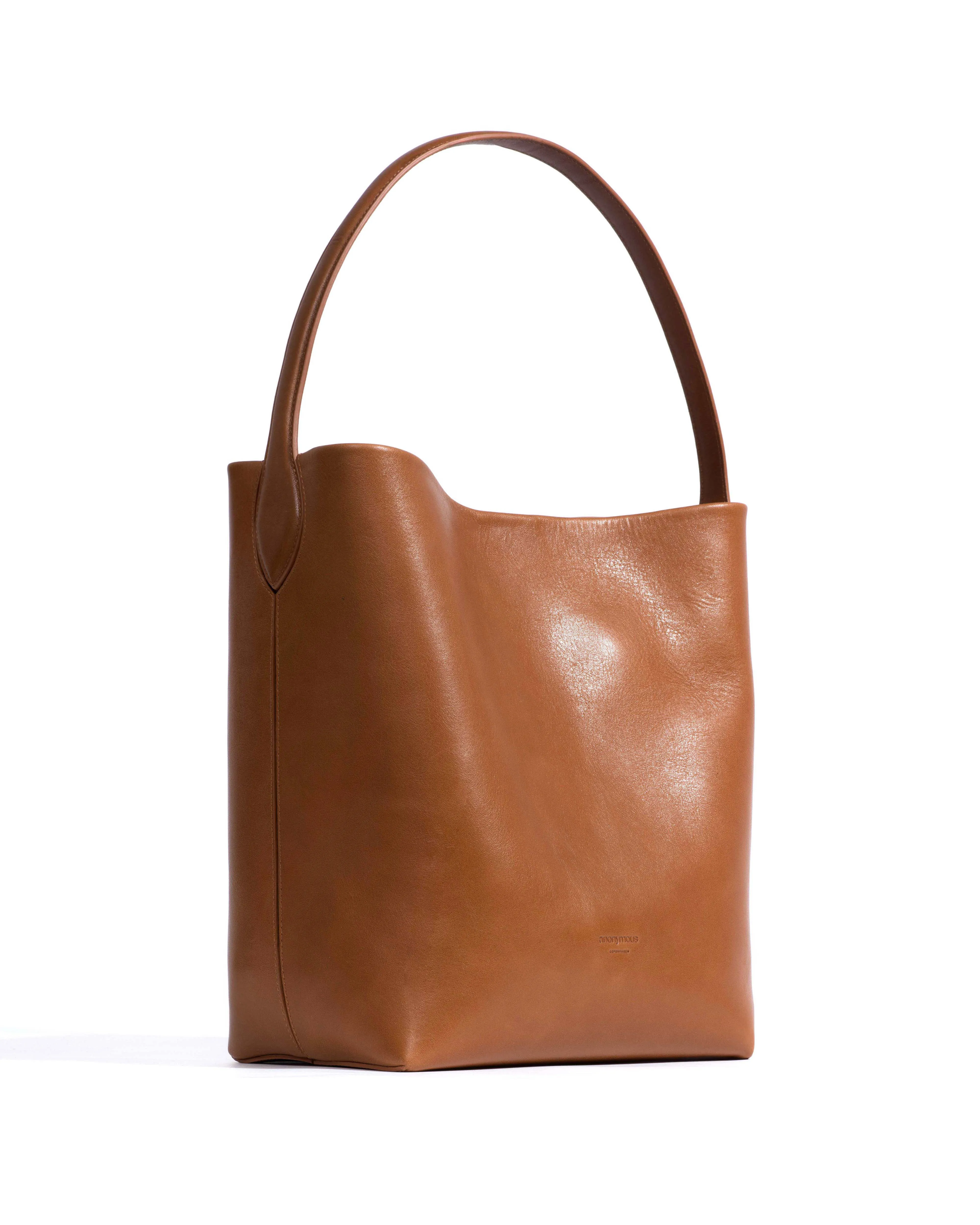 Versa everyday bag Vegetal soft calf Cinnamon sold by Anonymous Copenhagen product image thumbnail 2