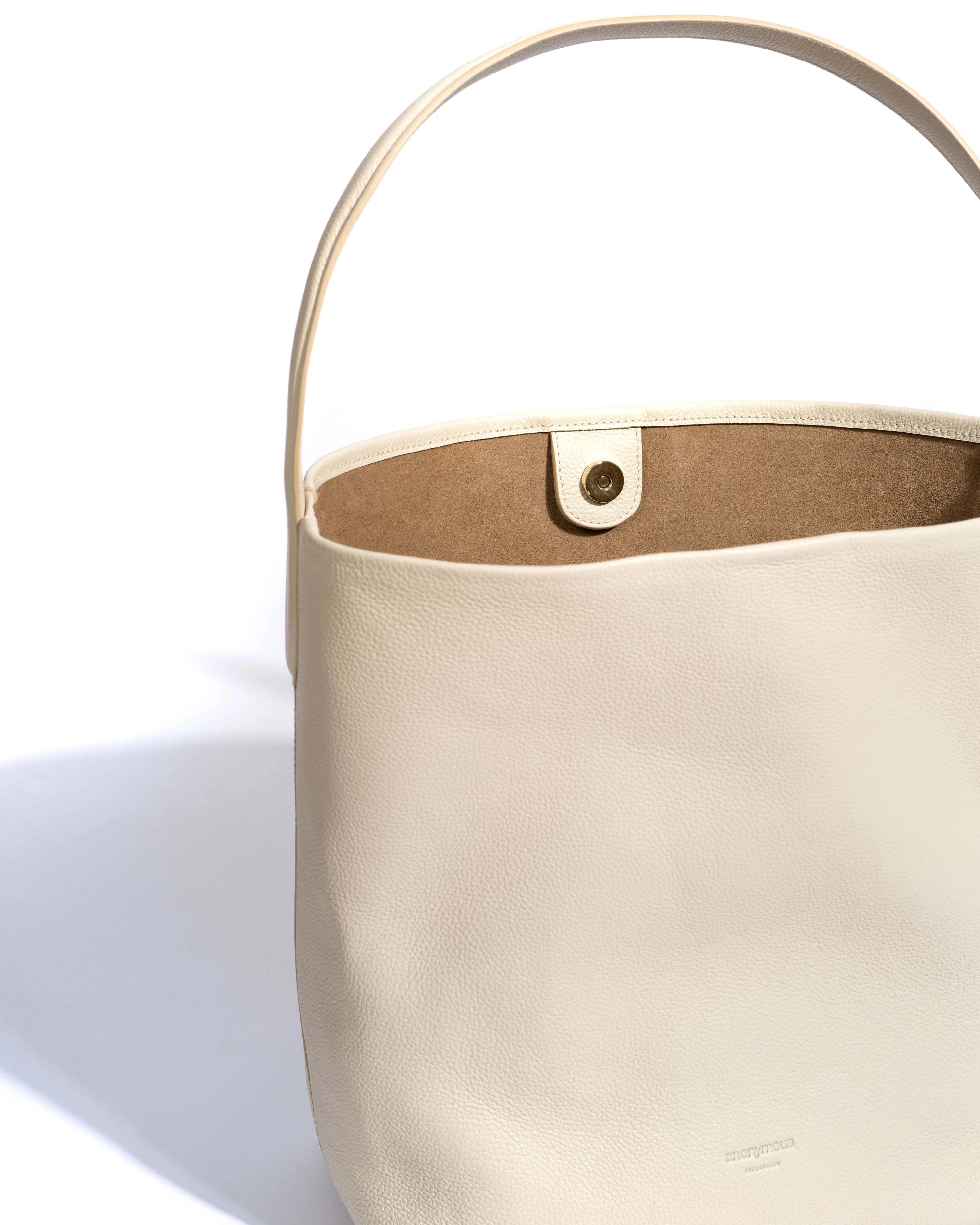 Versa everyday bag Pebbled soft calf White sand sold by Anonymous Copenhagen product image thumbnail 5
