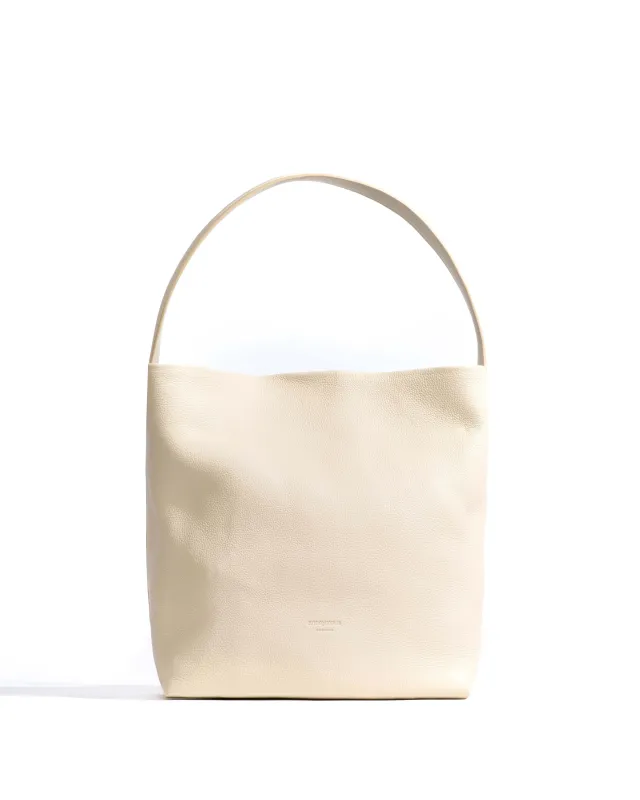 Versa everyday bag Pebbled soft calf White sand made by Anonymous Copenhagen