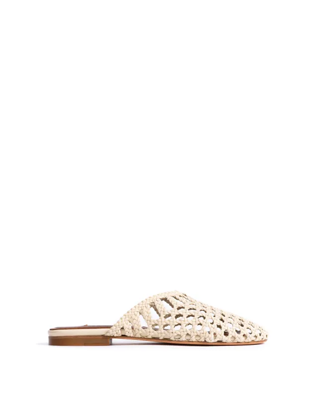 Sabrina 10 hand-braided leather White sand made by Anonymous Copenhagen