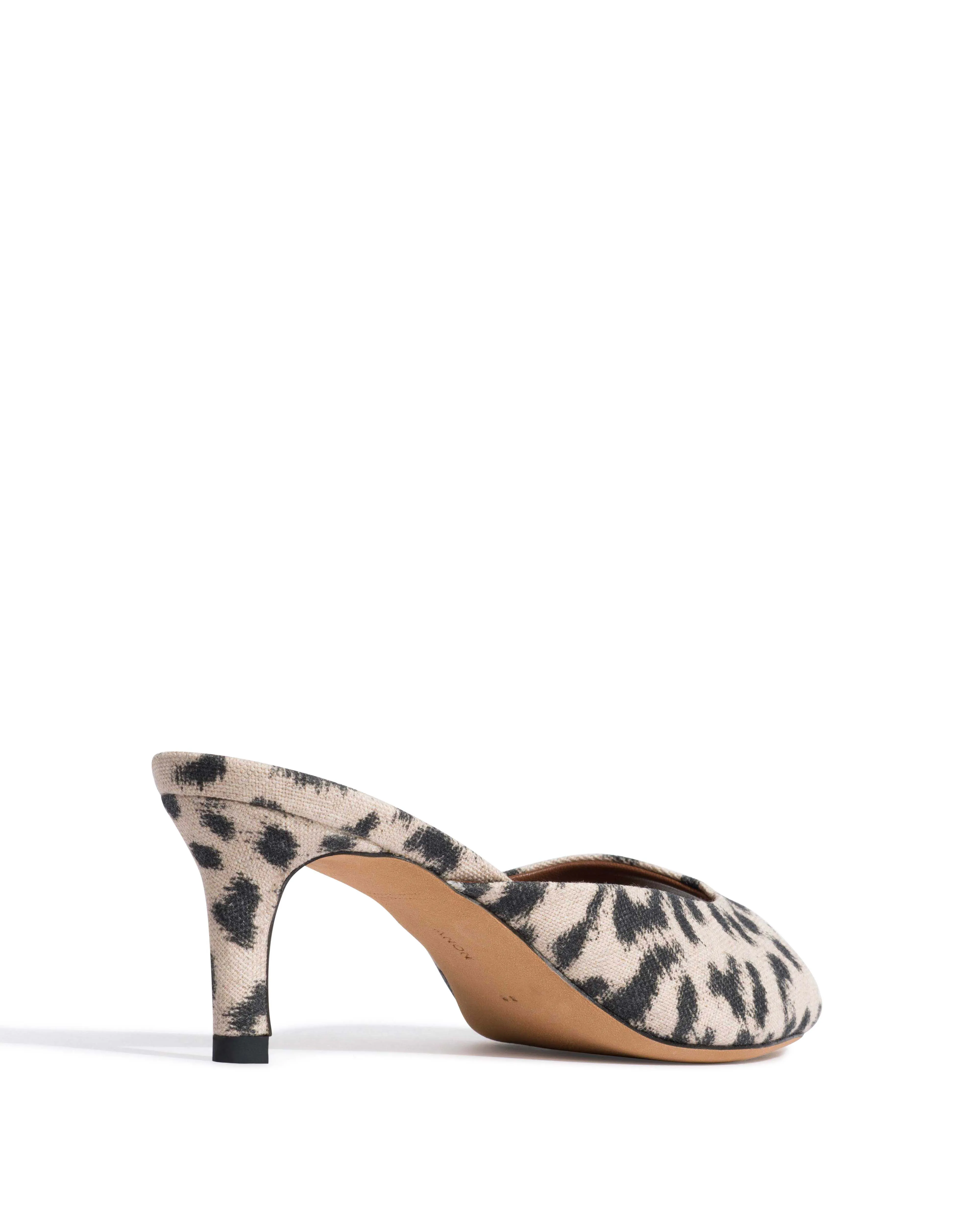 Mazy 55 Natural cotton-linen Leopard sold by Anonymous Copenhagen product image thumbnail 3