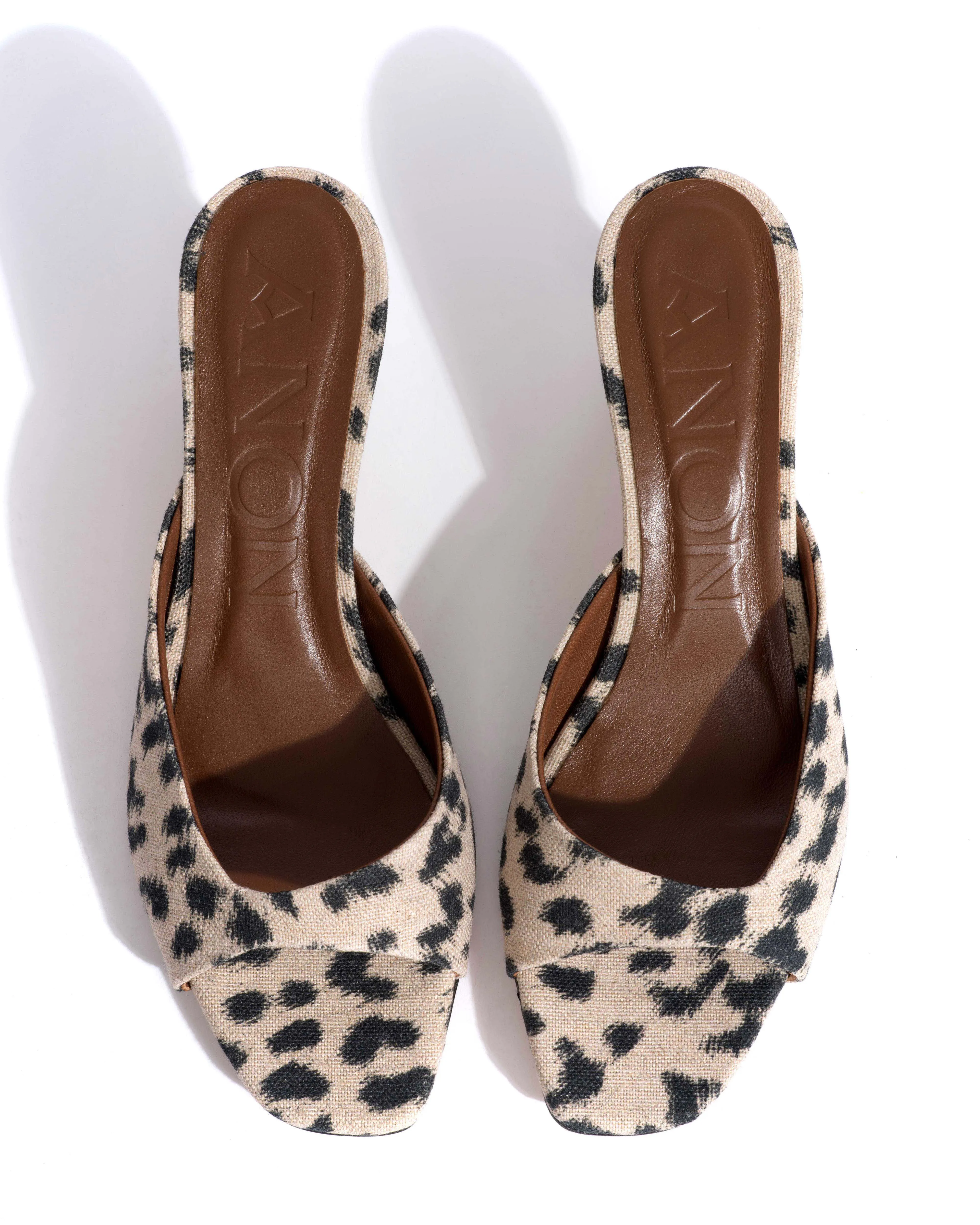 Mazy 55 Natural cotton-linen Leopard sold by Anonymous Copenhagen product image thumbnail 4
